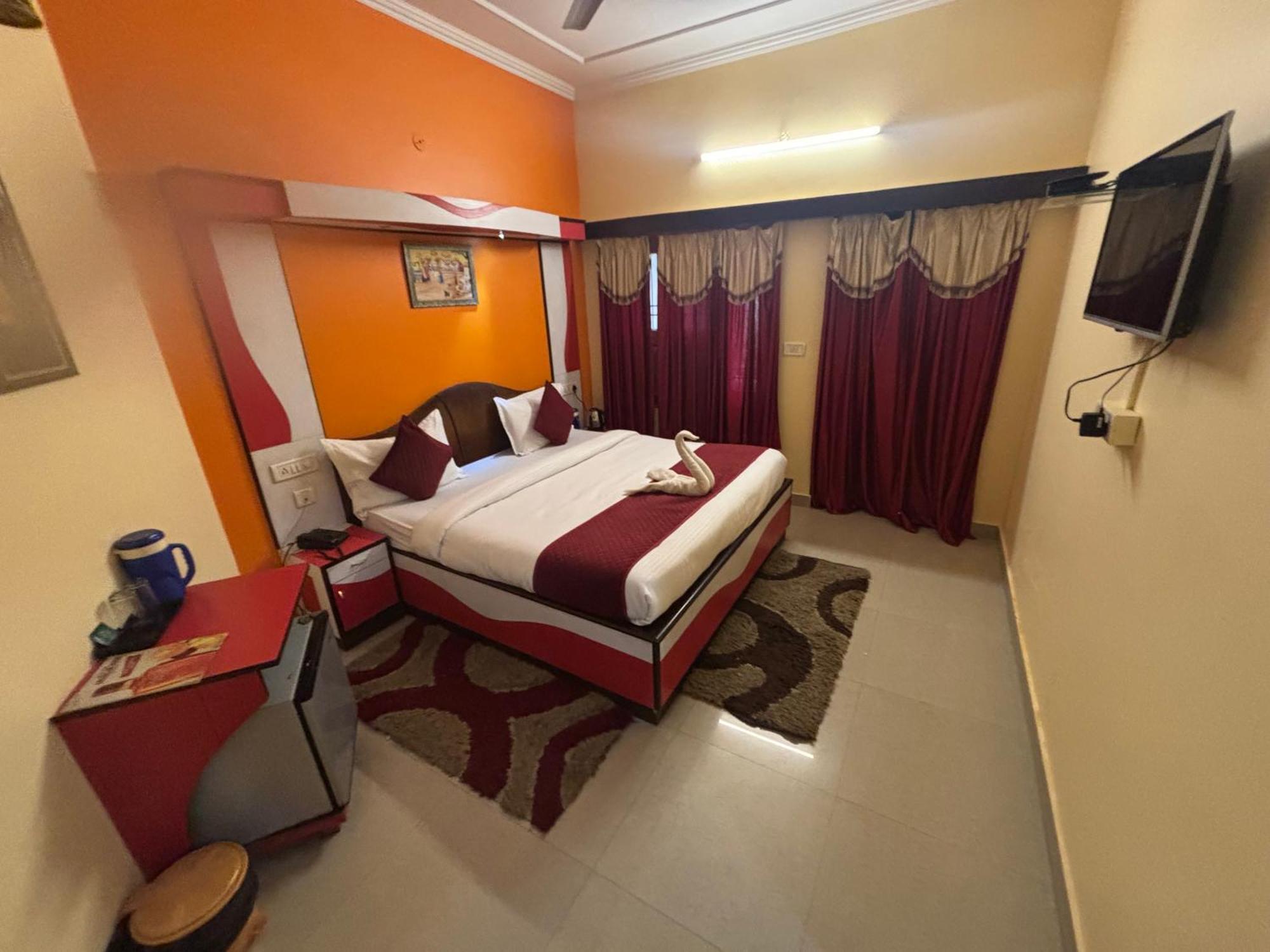 Hotel Raj Laxmi Palace