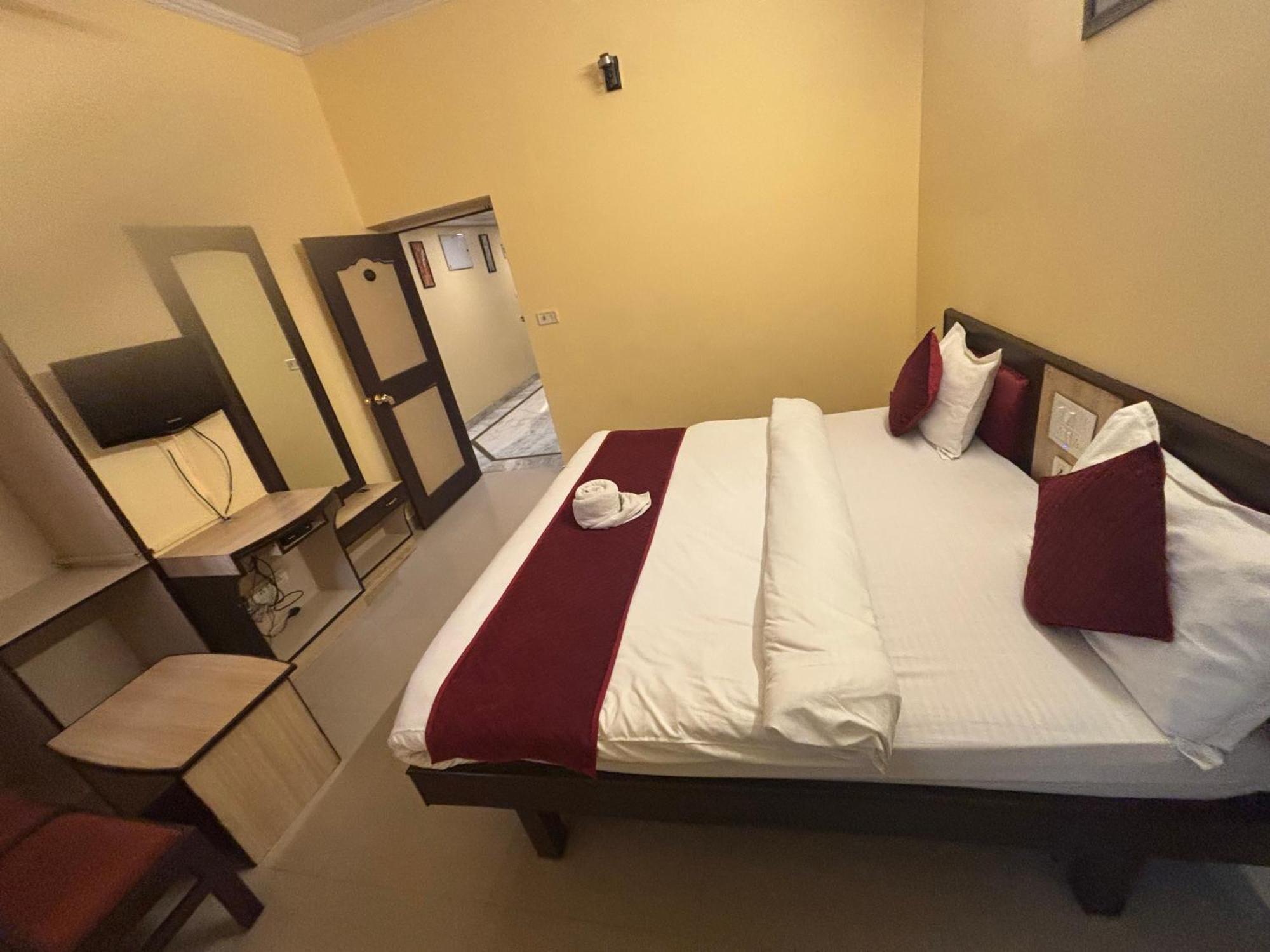 Hotel Raj Laxmi Palace Jaipur