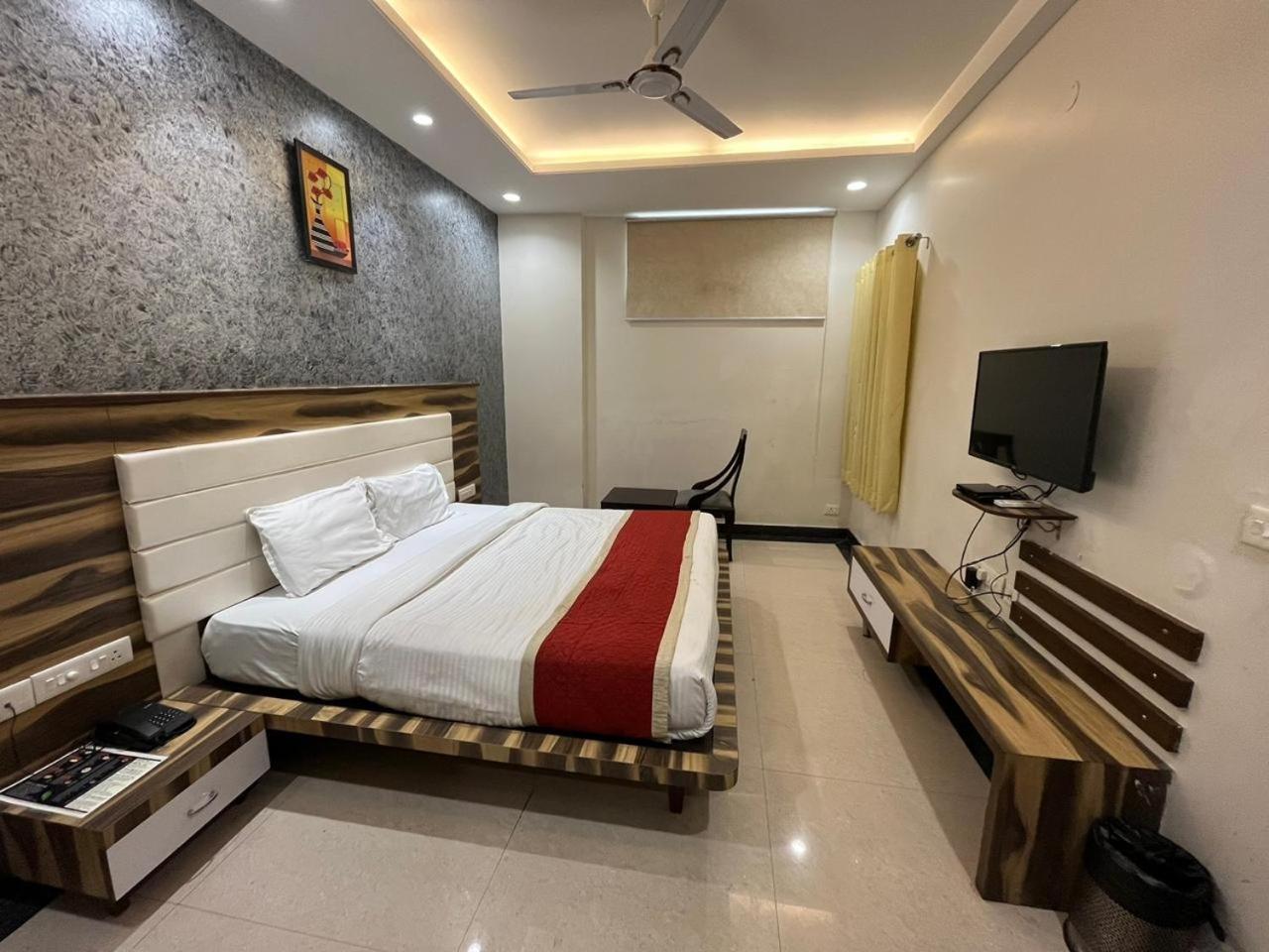 Hotel Wind Palace Jaipur