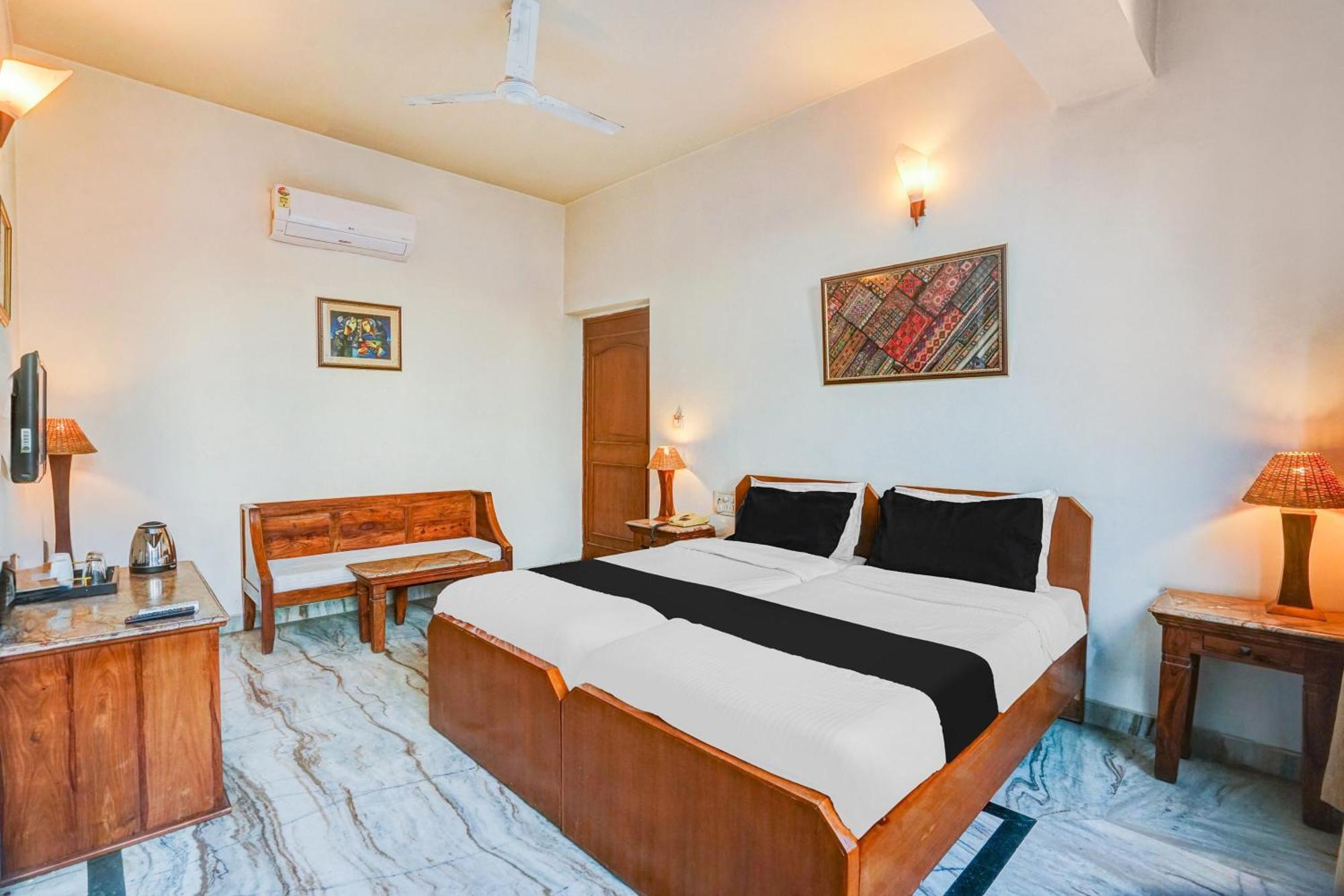 Super O Sansarchandra Road Formerly Luna Rosa Hotel Jaipur