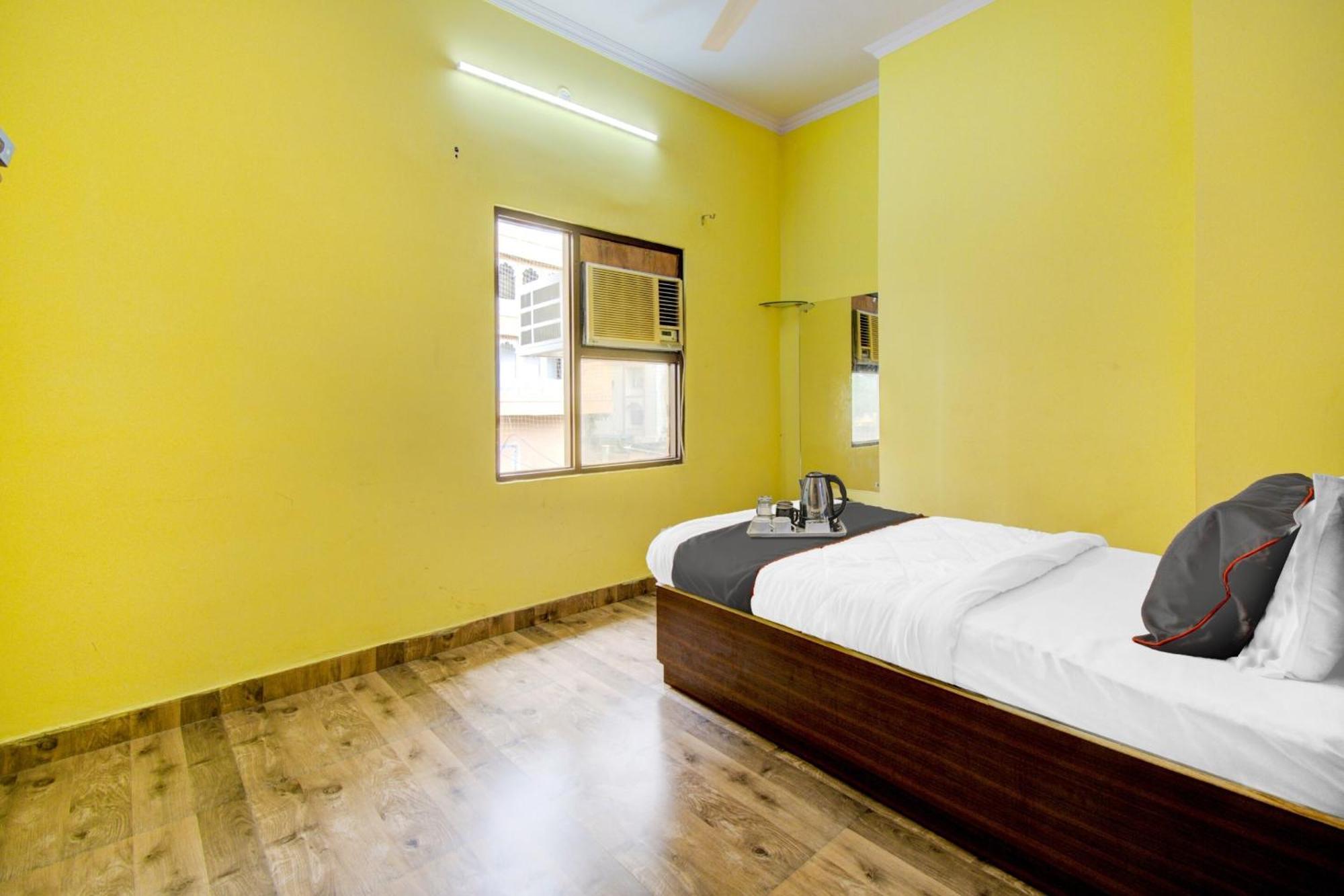 O J.n.d Hotel Jaipur