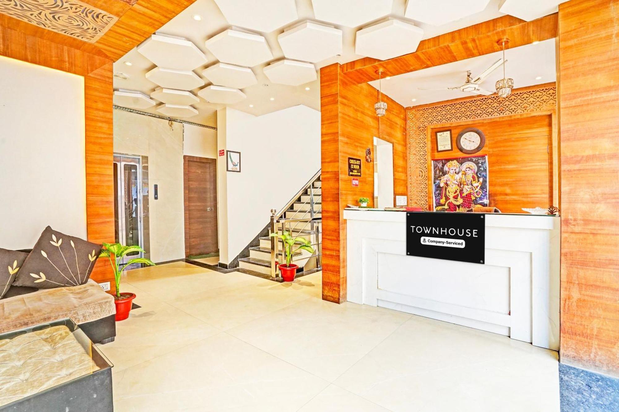 Super Townhouse Collectorate Circle Formerly Ld Prime Hotel