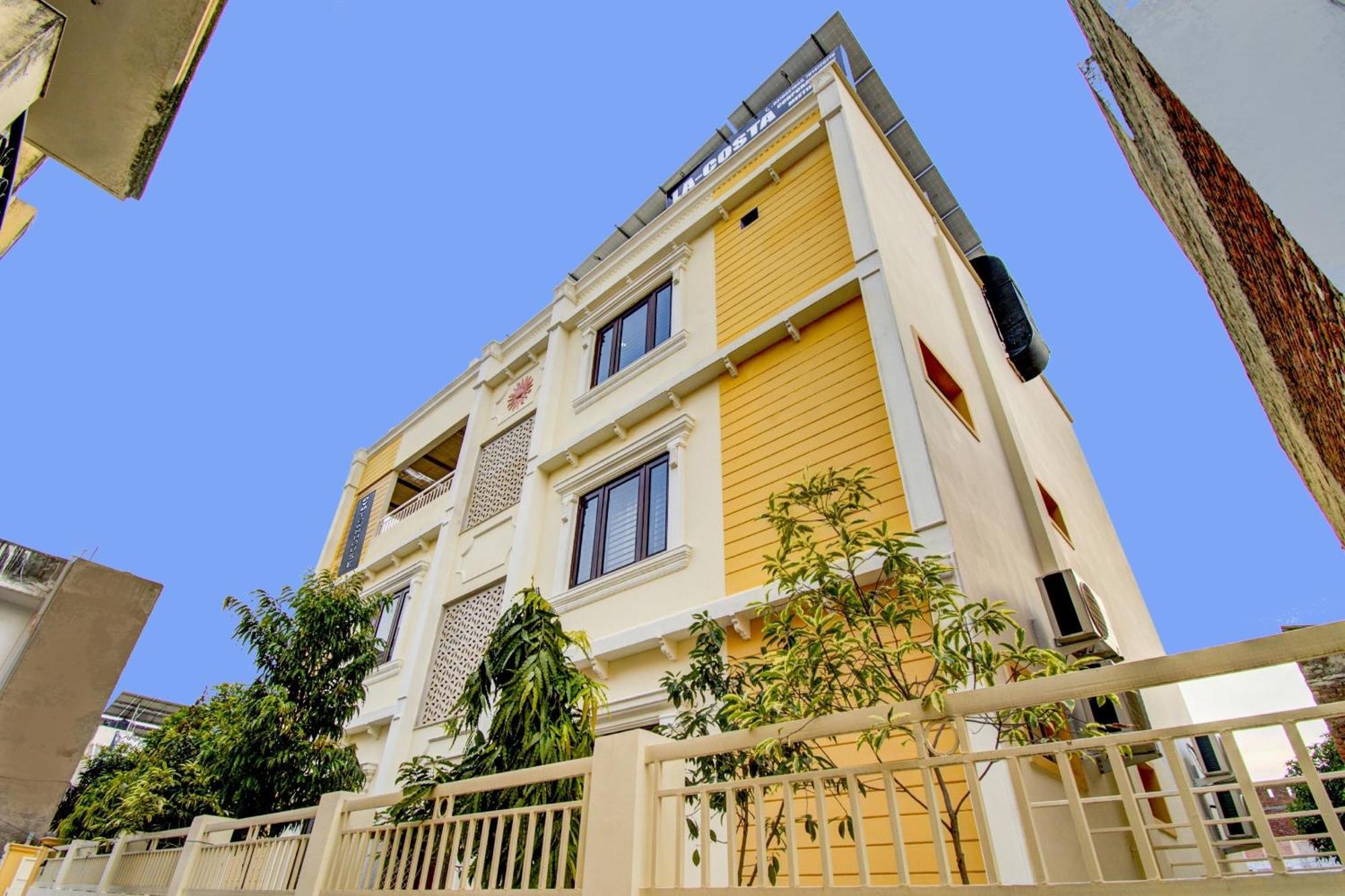 Hotel O La Costa Hotel Jaipur