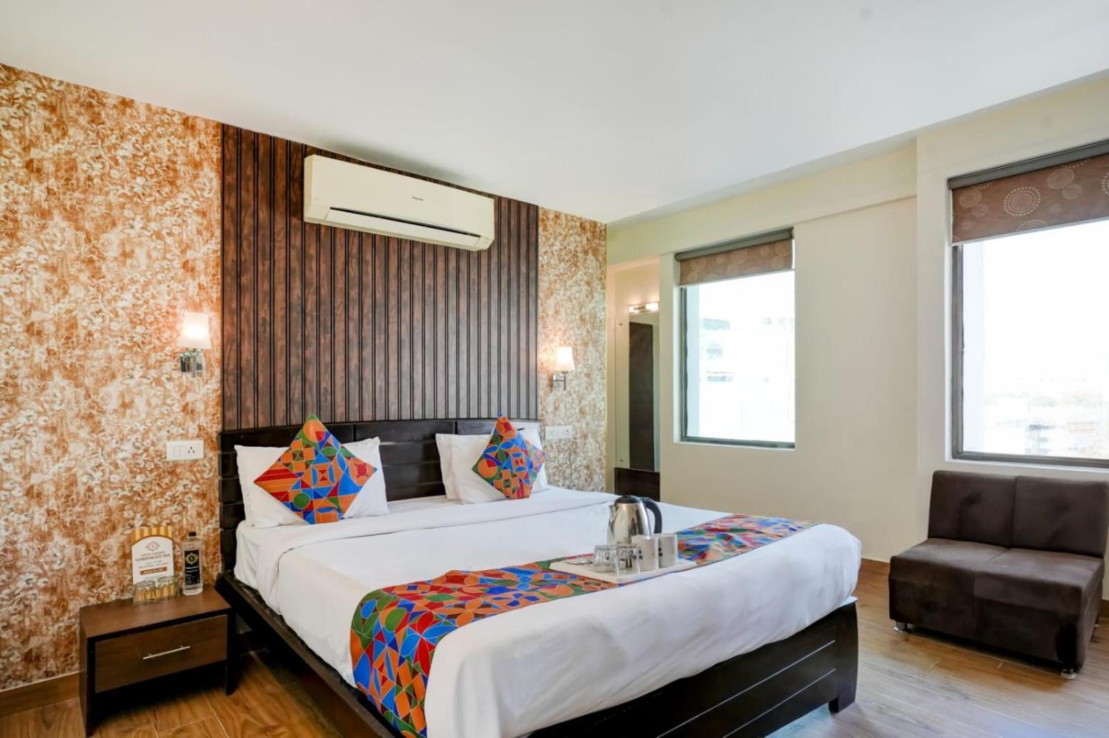 Sahibs The Corporate Jaipur