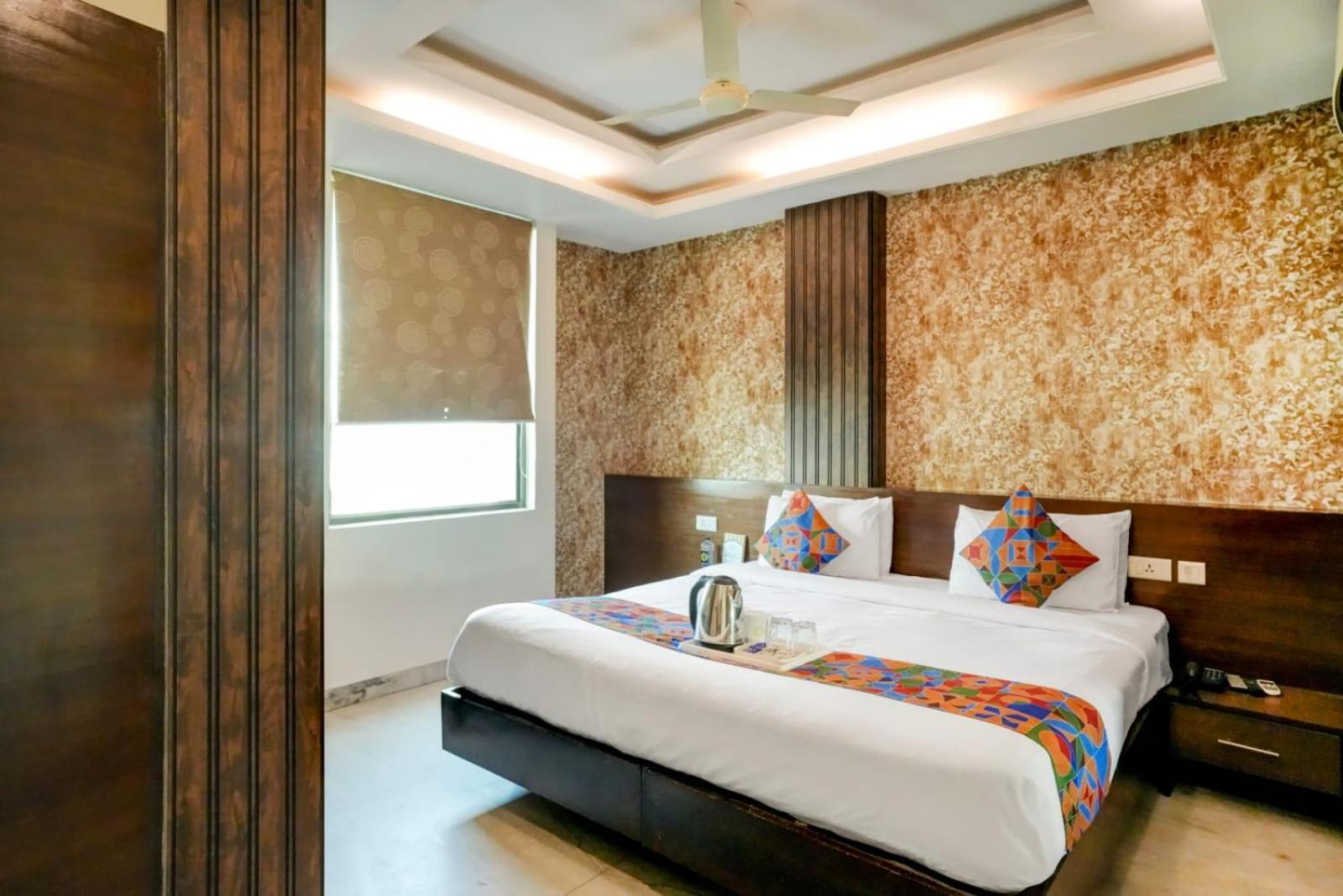 Sahibs The Corporate Hotel