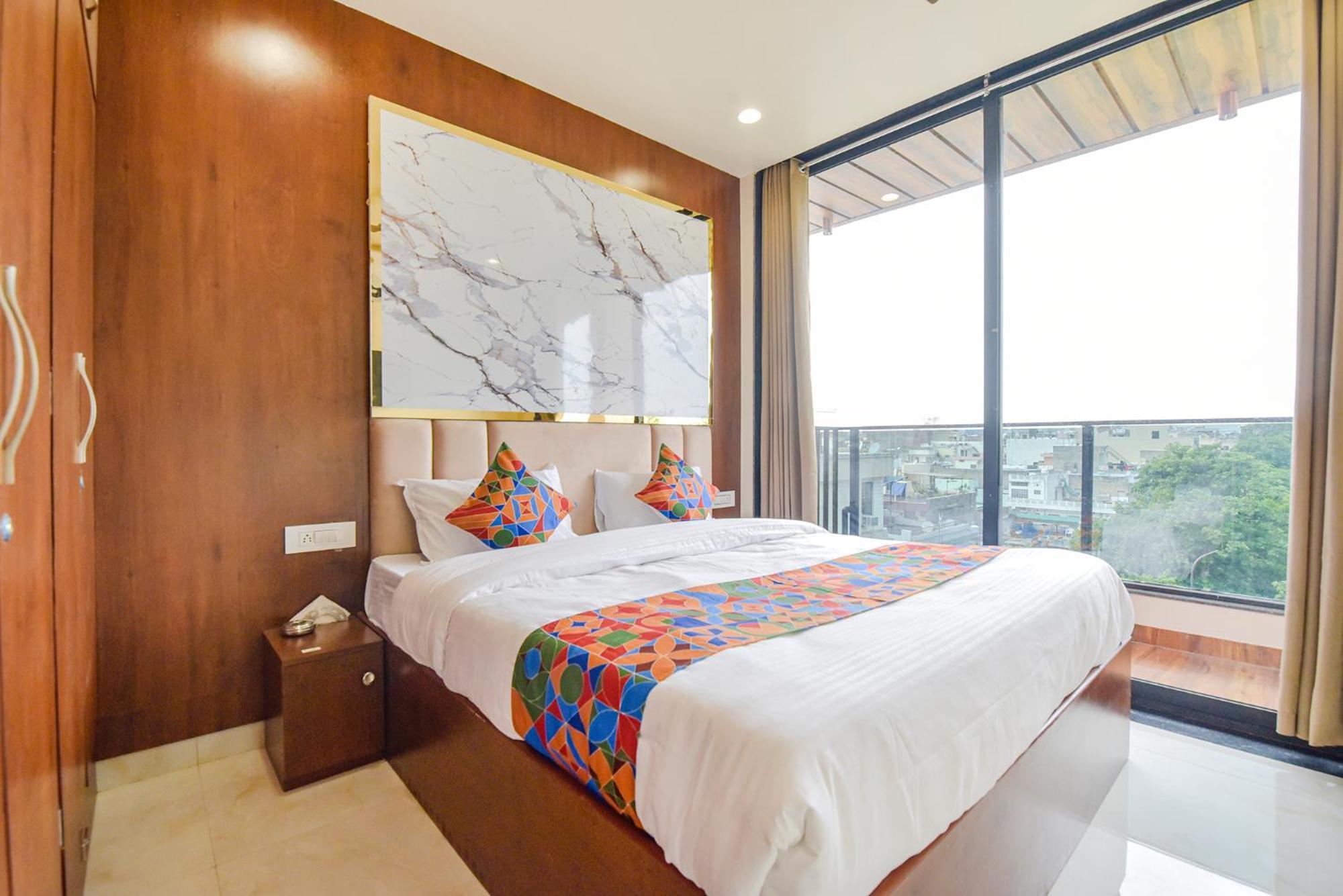 Fabhotel Blooming Beds Pearl 3*
