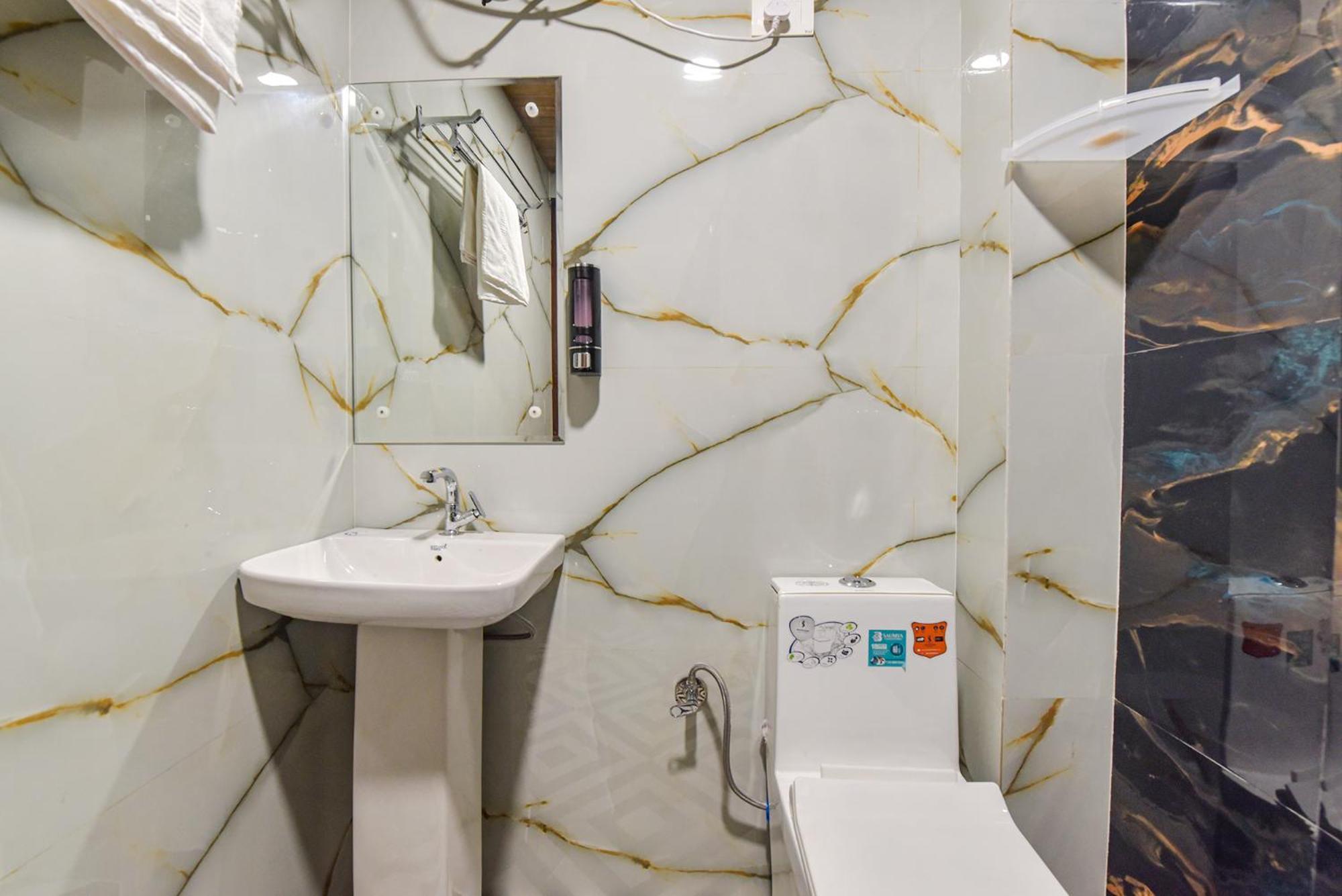 Fabhotel Blooming Beds Pearl Jaipur