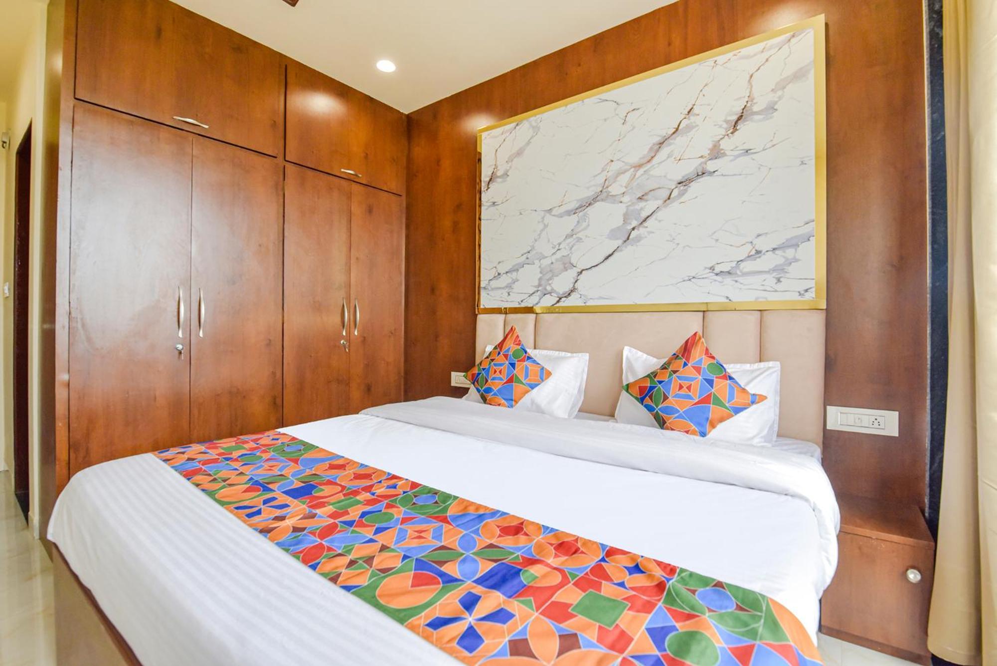 Fabhotel Blooming Beds Pearl