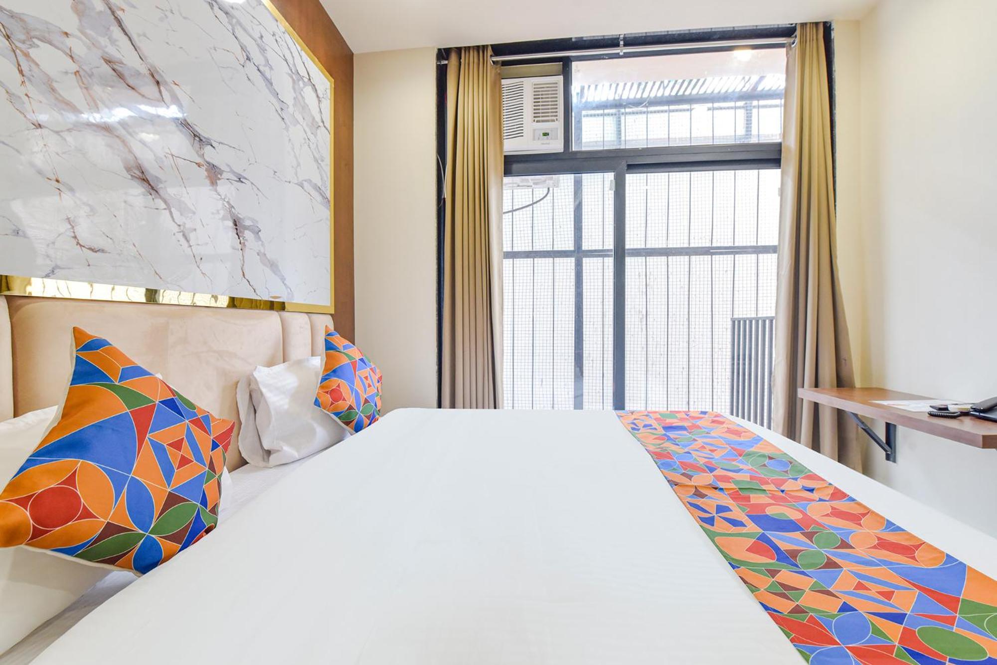 Fabhotel Blooming Beds Pearl Hotel
