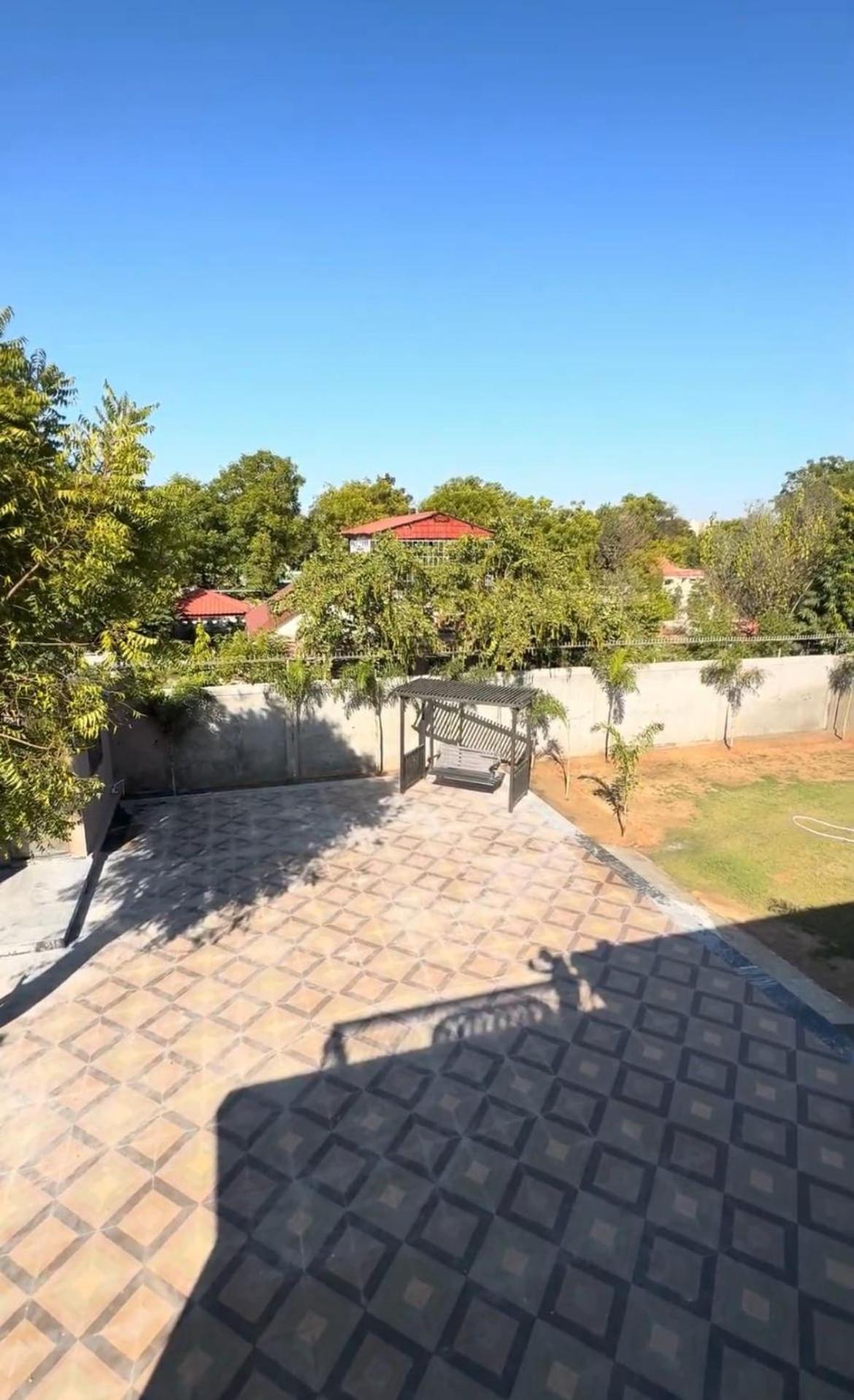 Luxury Farmhouse Getaway 2Bhk Fully Furnished By Nirvana Luxe *
