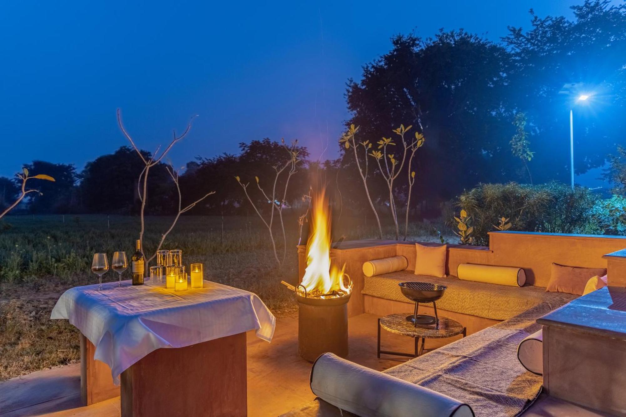 Villa Elivaas Hari Bagh 4 Bhk With Gaming Zone & Art Nook *