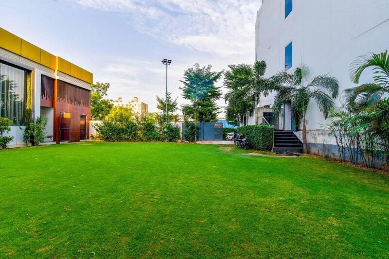 Hotel Kalyan & Banquets Jaipur