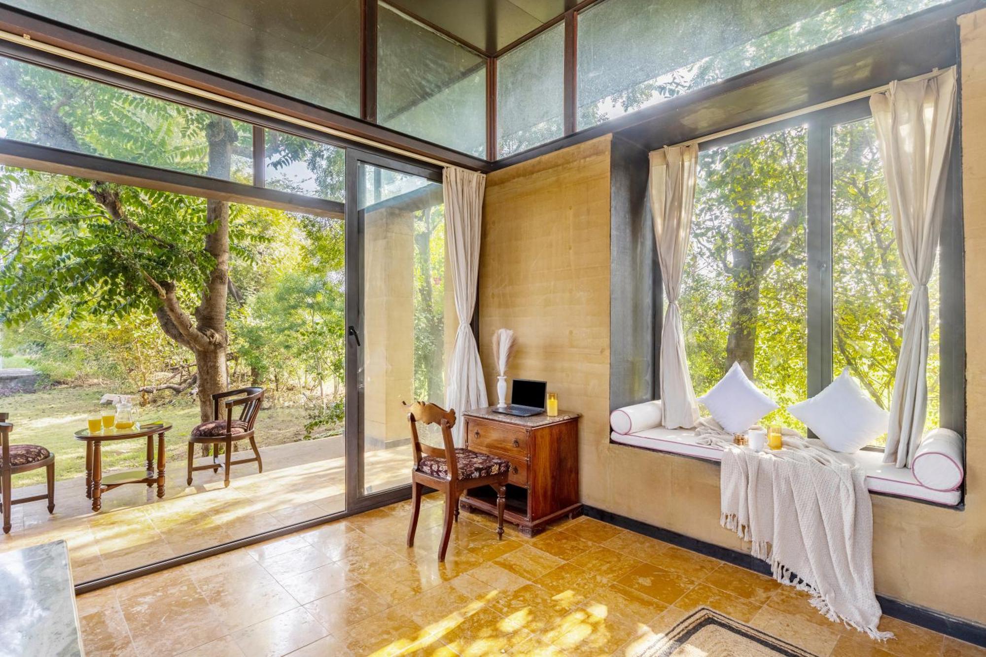 Villa Elivaas Hari Bagh 4 Bhk With Gaming Zone & Art Nook *