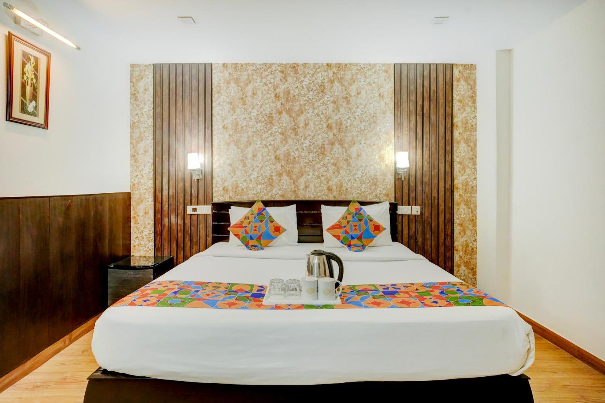 Sahibs The Corporate Hotel