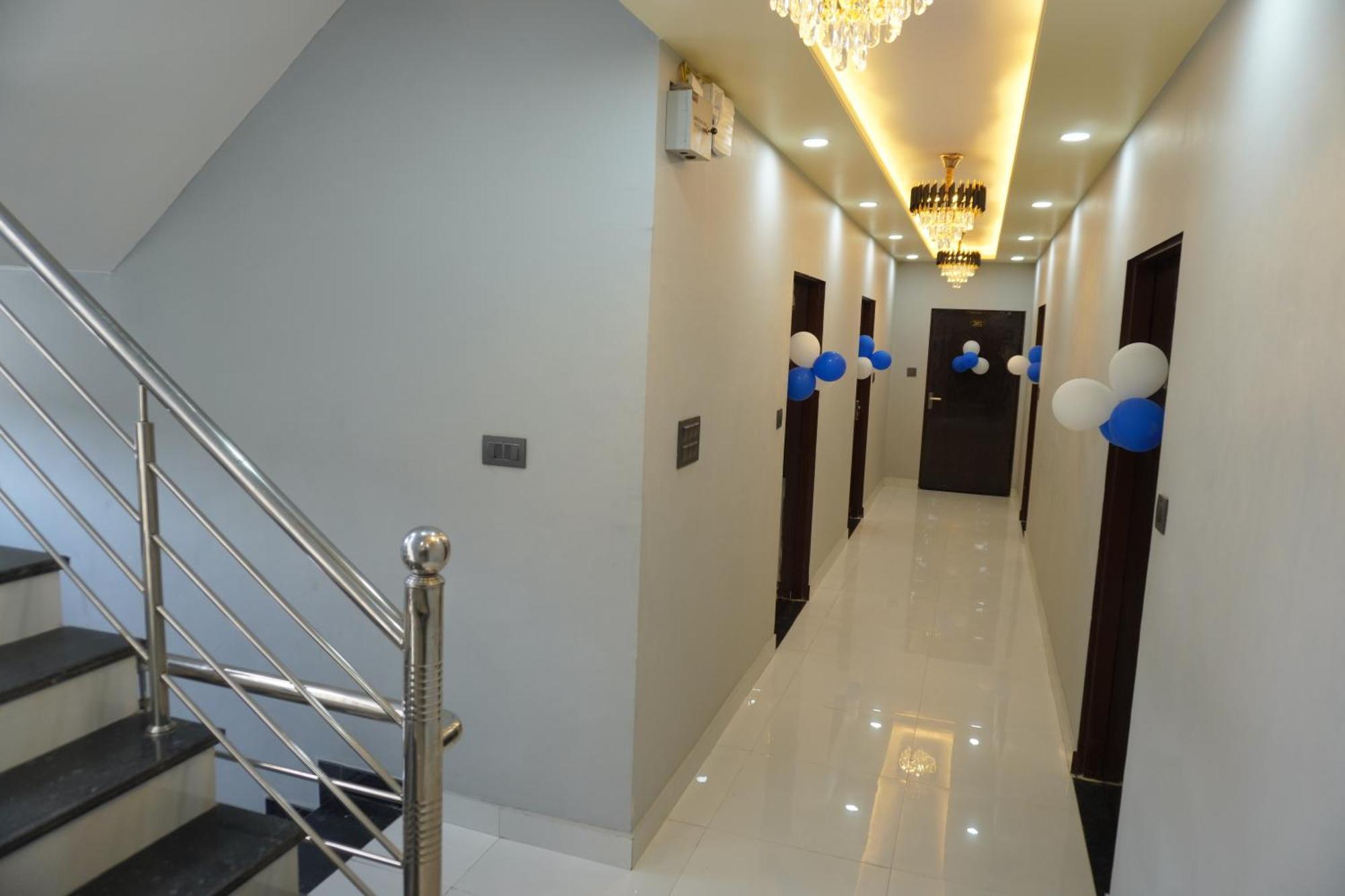 Hanumat Palace Hotel
