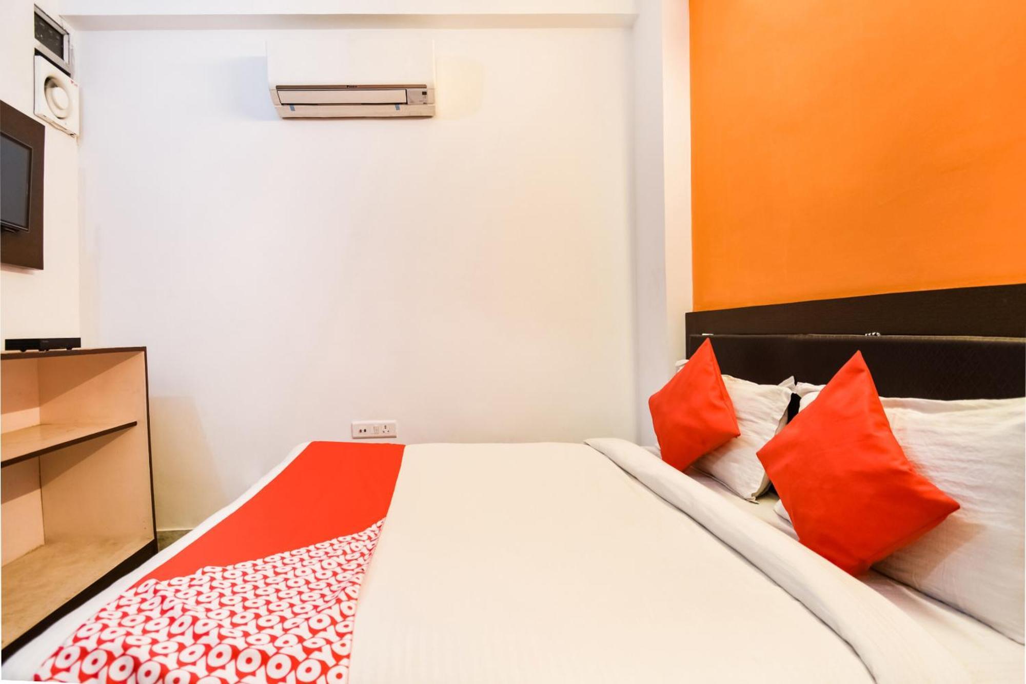 Collection O Shani Classic Hotel