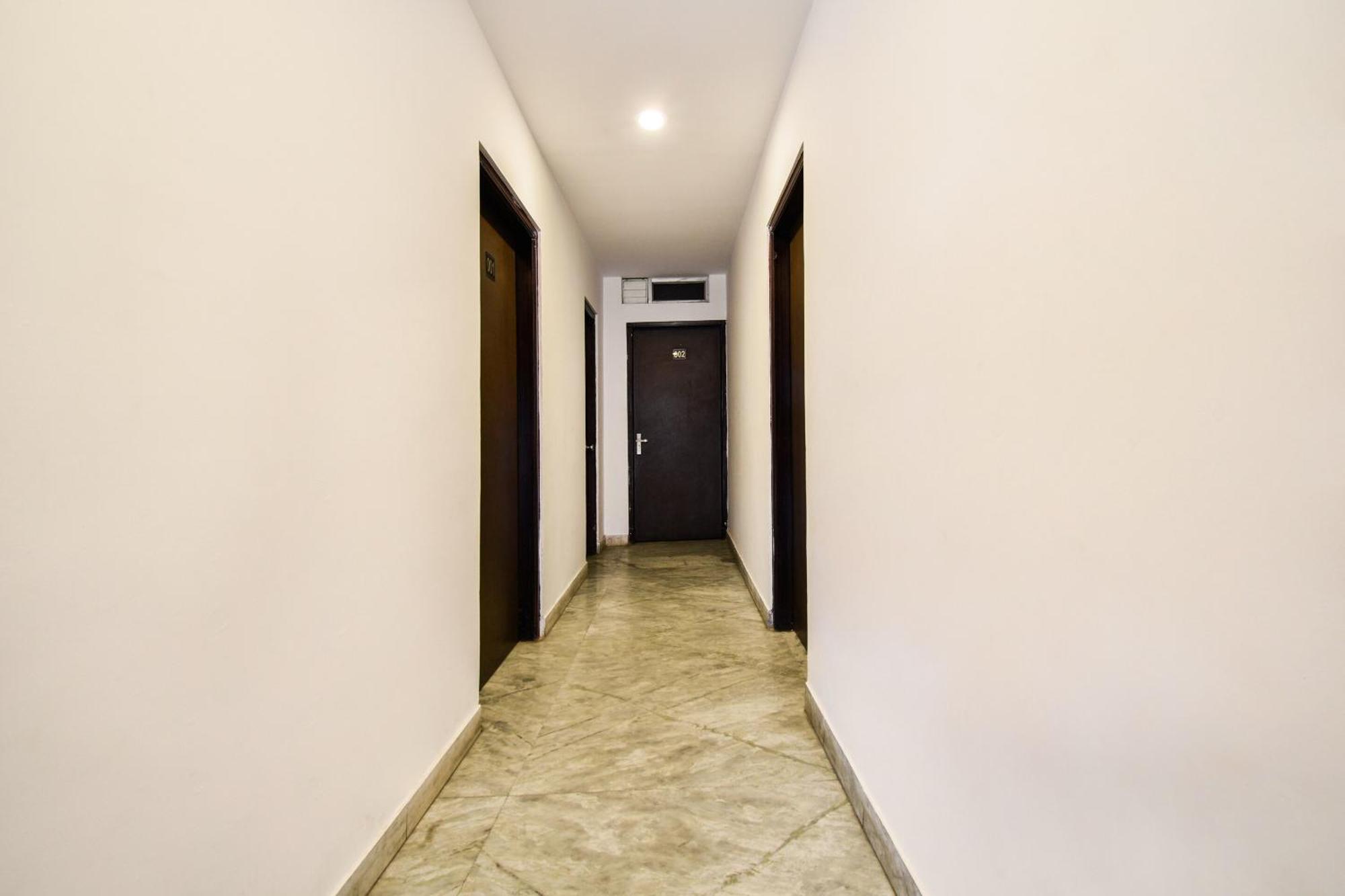 Hotel Collection O Shani Classic 4*