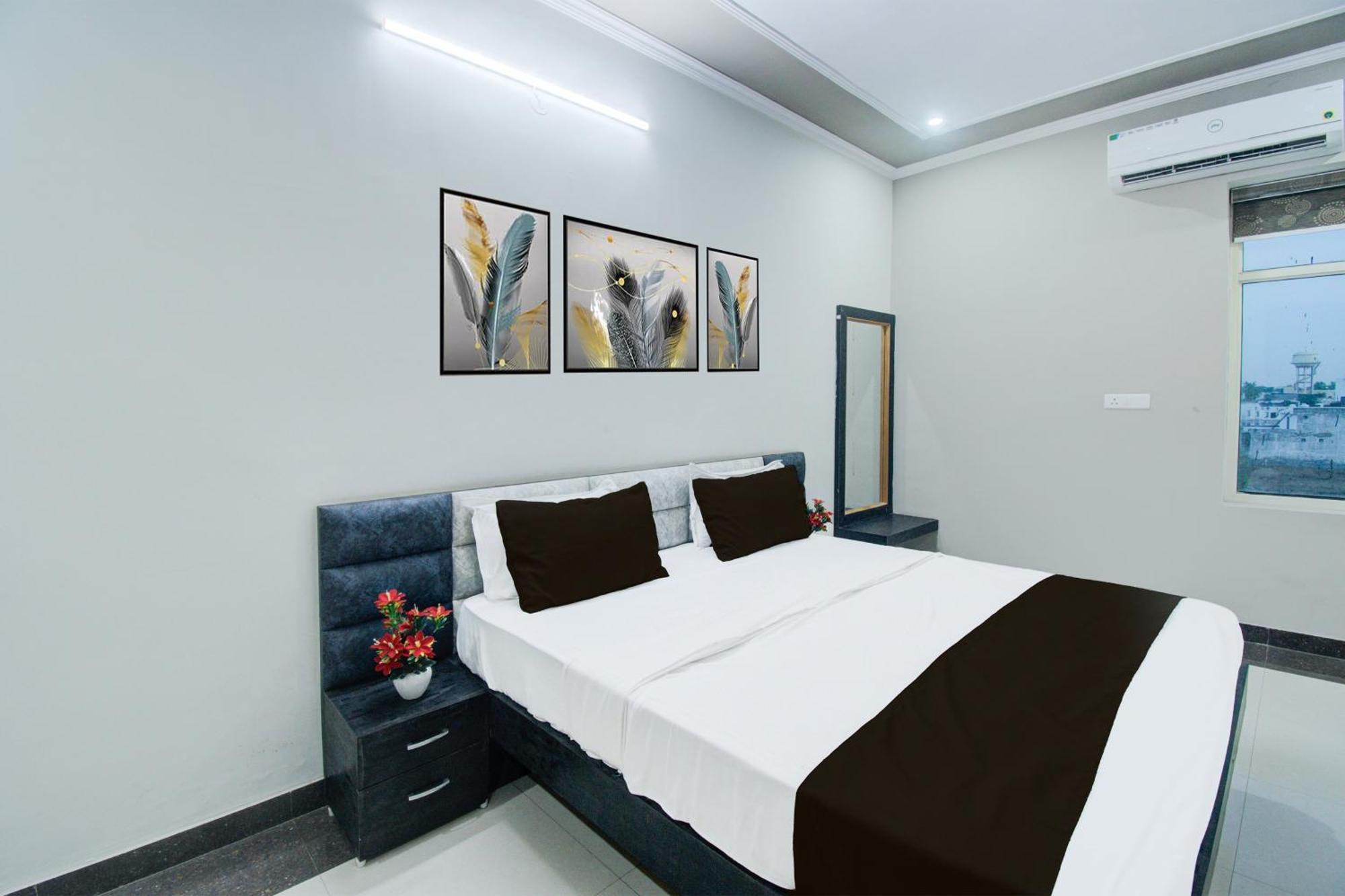 Hotel O Hatoj Jaipur