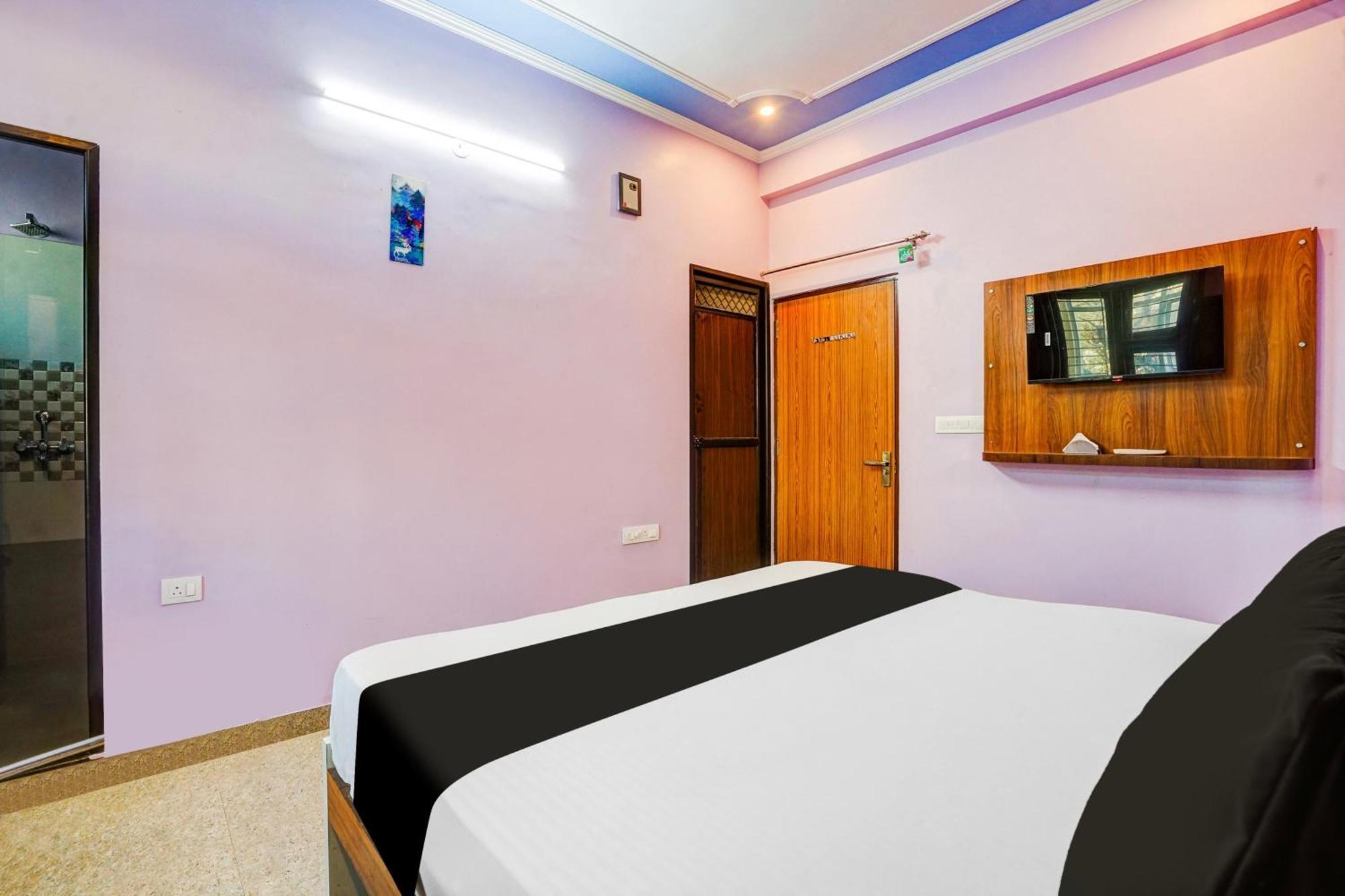 Hotel O R Square