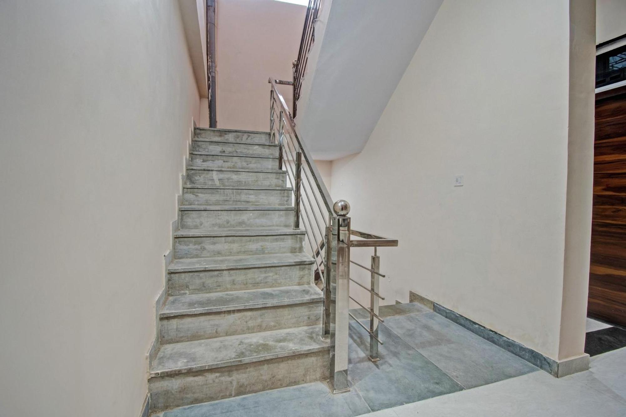 O Shree Shyam Palace Hotel