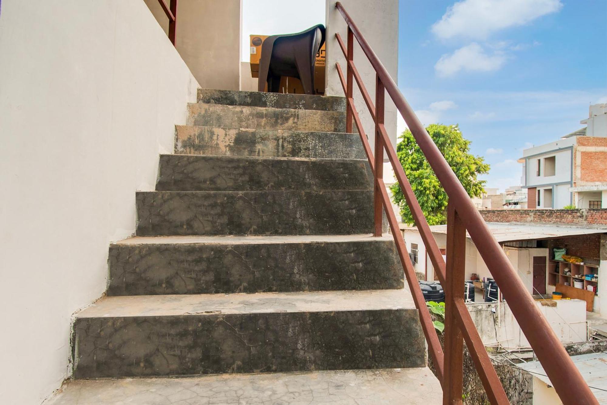 O Dev Residency Hotel 2*