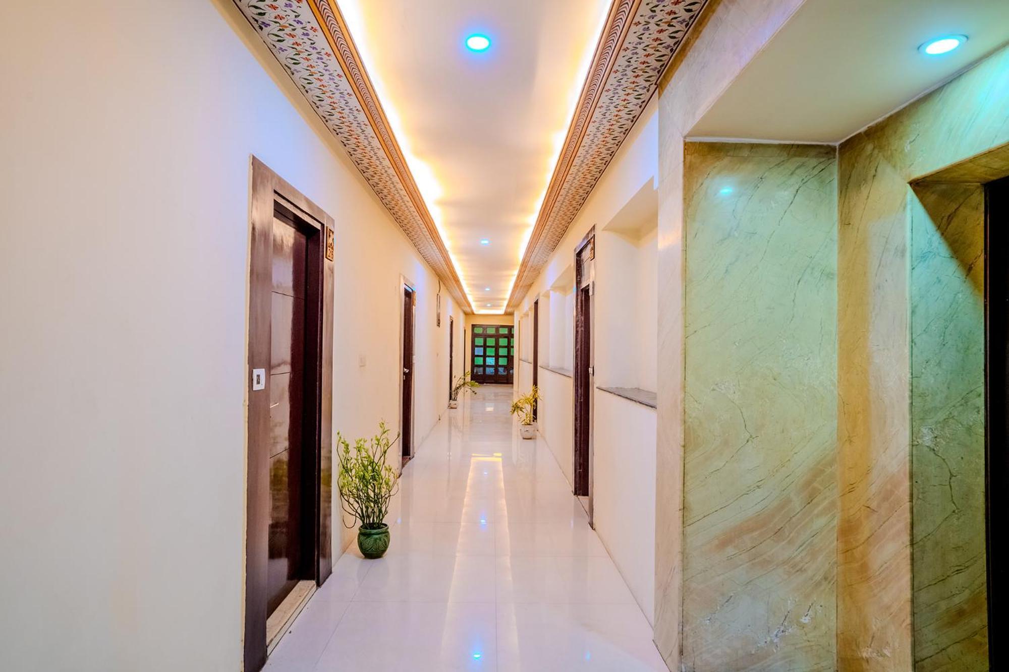 Fabhotel Polovictory Palace Jaipur