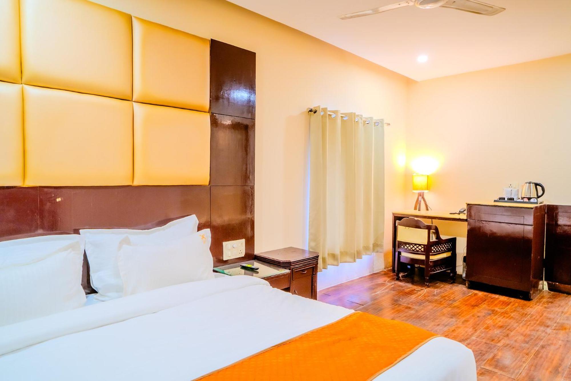 Fabhotel Polovictory Palace 3* Jaipur