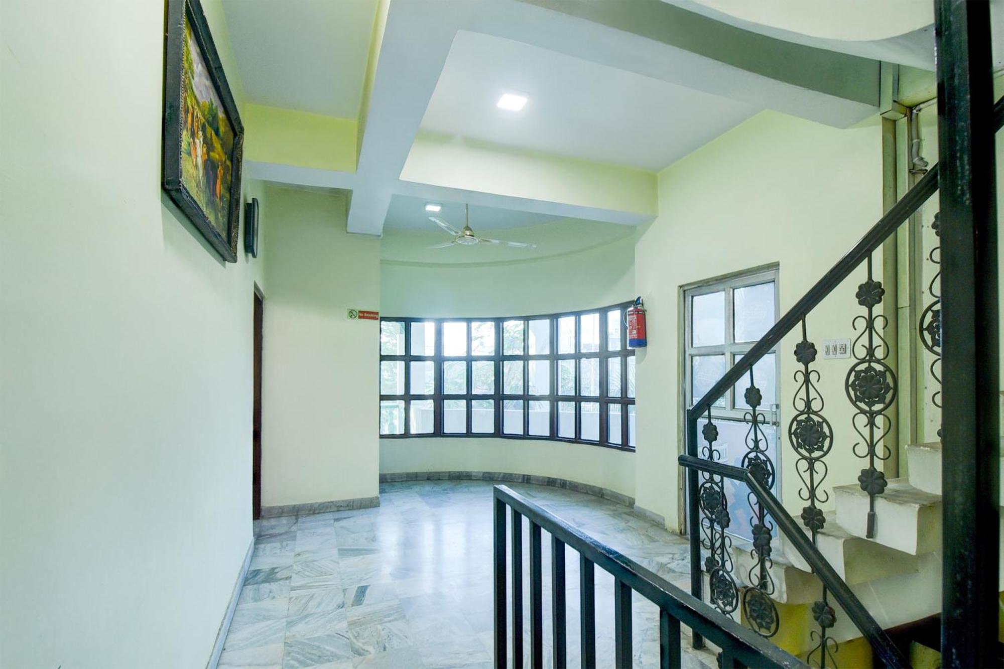 Super O Khatipura Formerly Milan Garden And Restaurant Hotel Jaipur