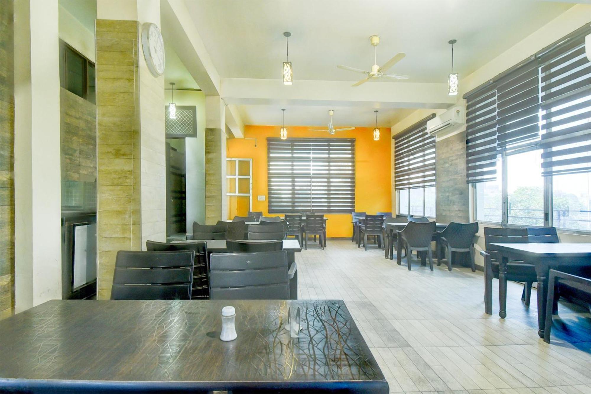 Hotel Super O Khatipura Formerly Milan Garden And Restaurant 3*