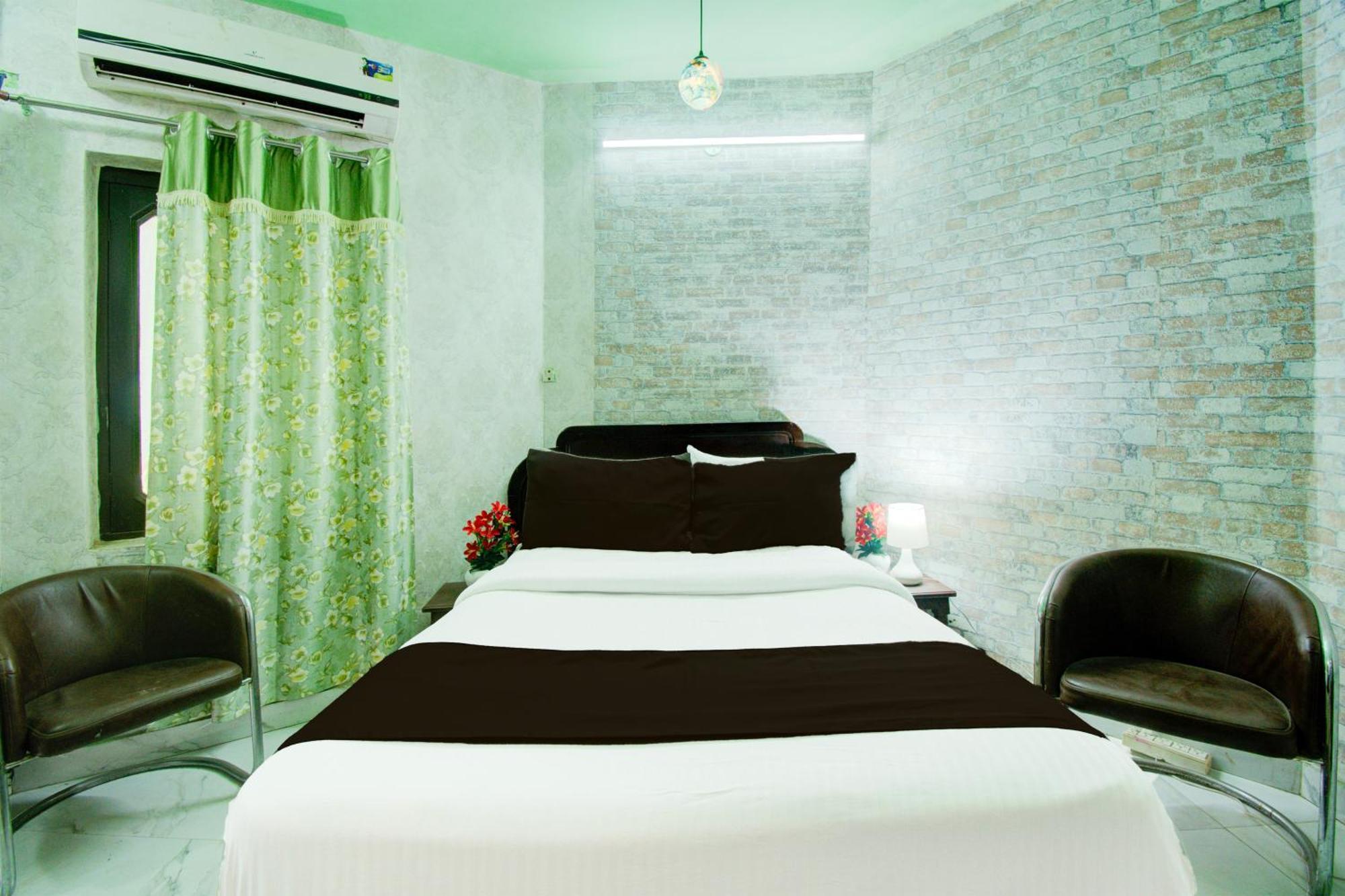 O Airport Hotel 4*