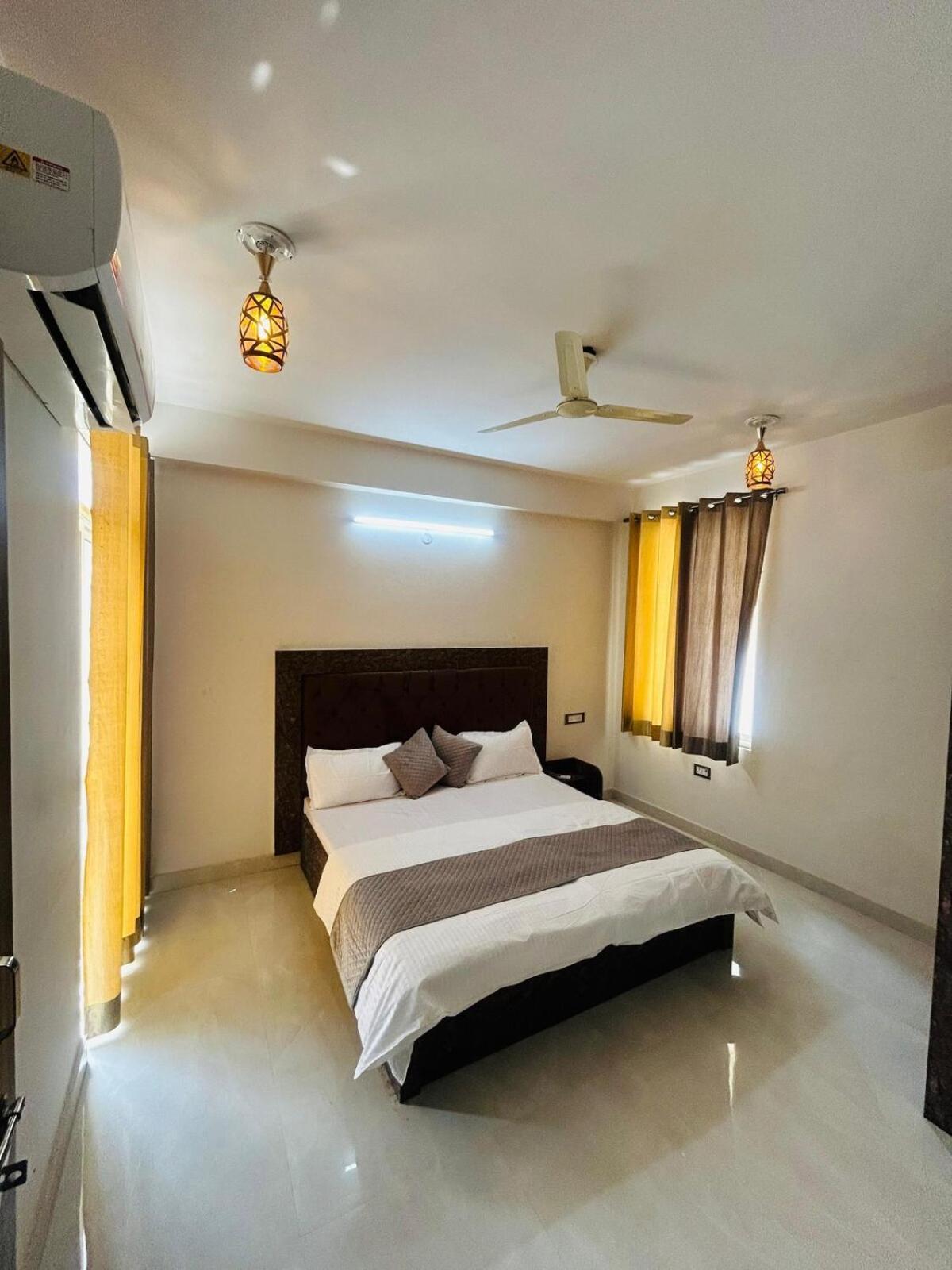 Apartment Lux 3bhk Fully Furnished With Amenities *