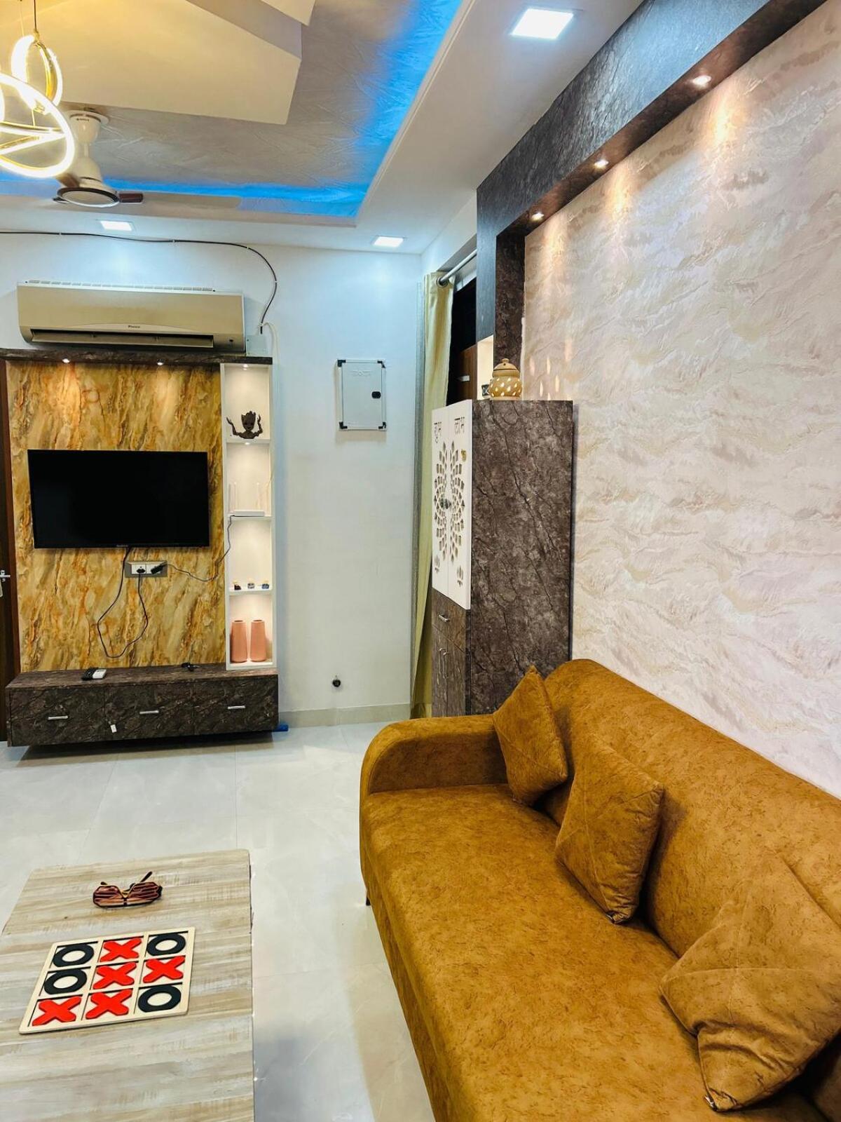 Lux 3bhk Fully Furnished With Amenities Apartment