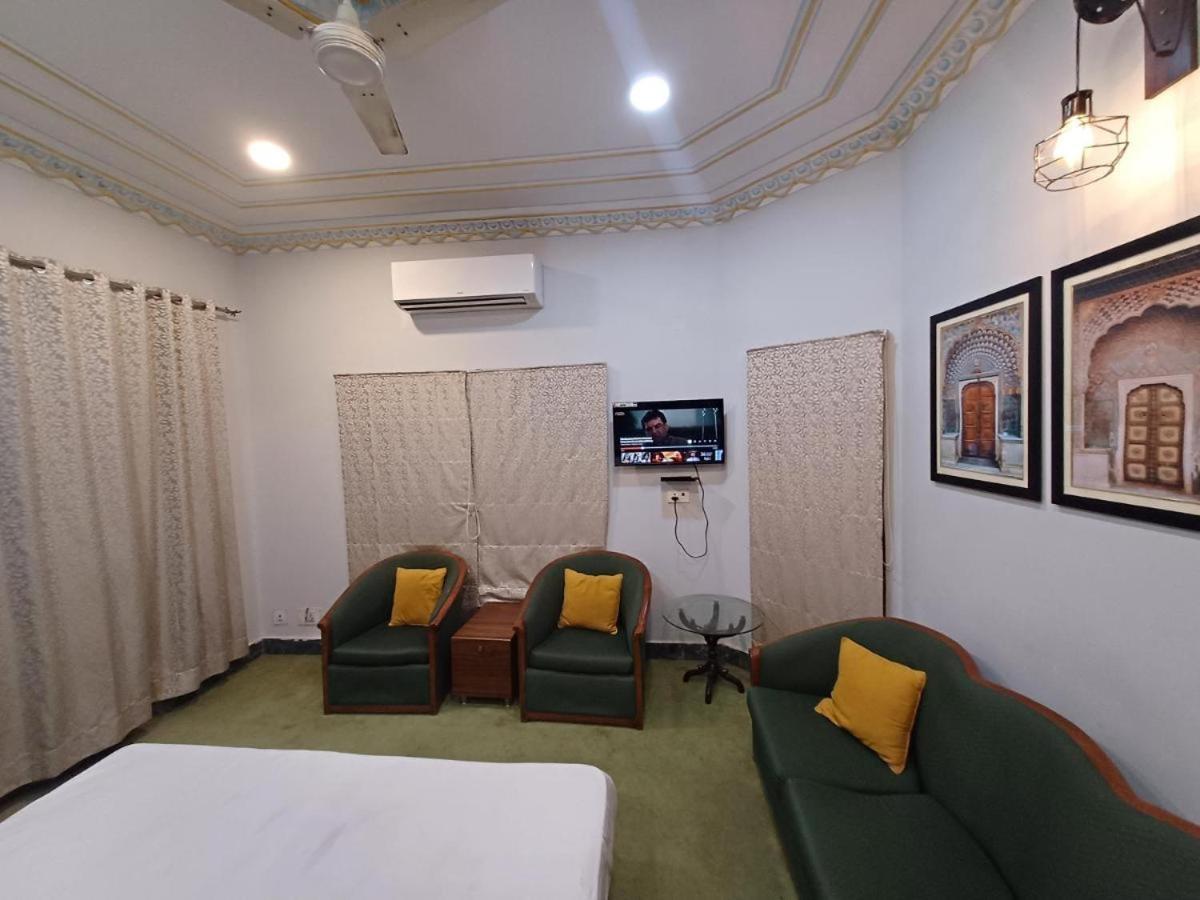 Hotel Natraj Palace Jaipur