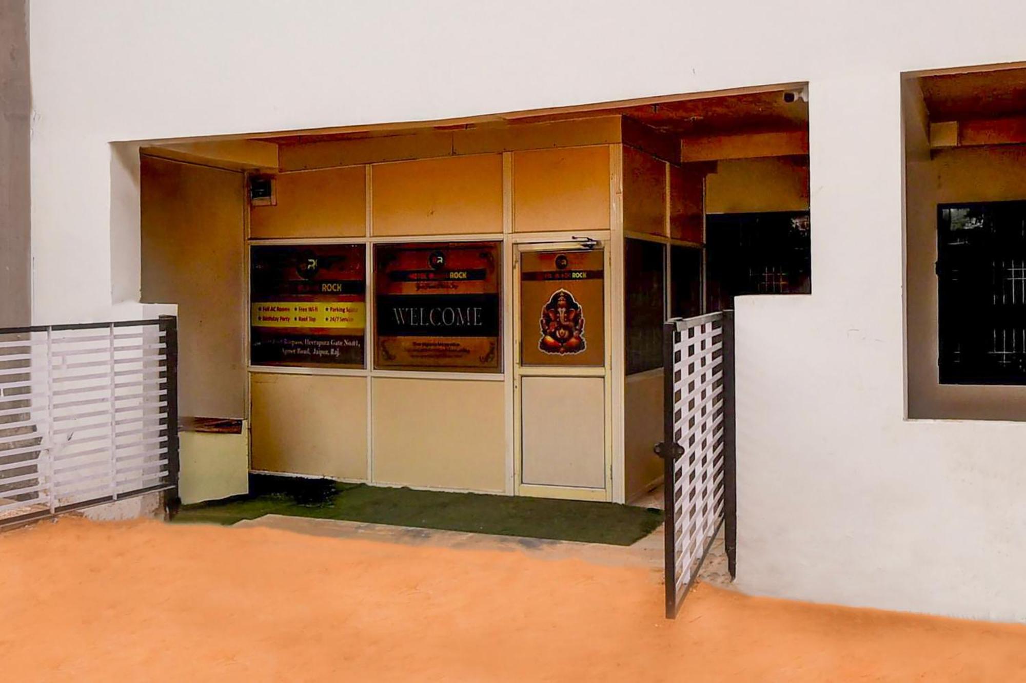 O Black Rock 3* Jaipur