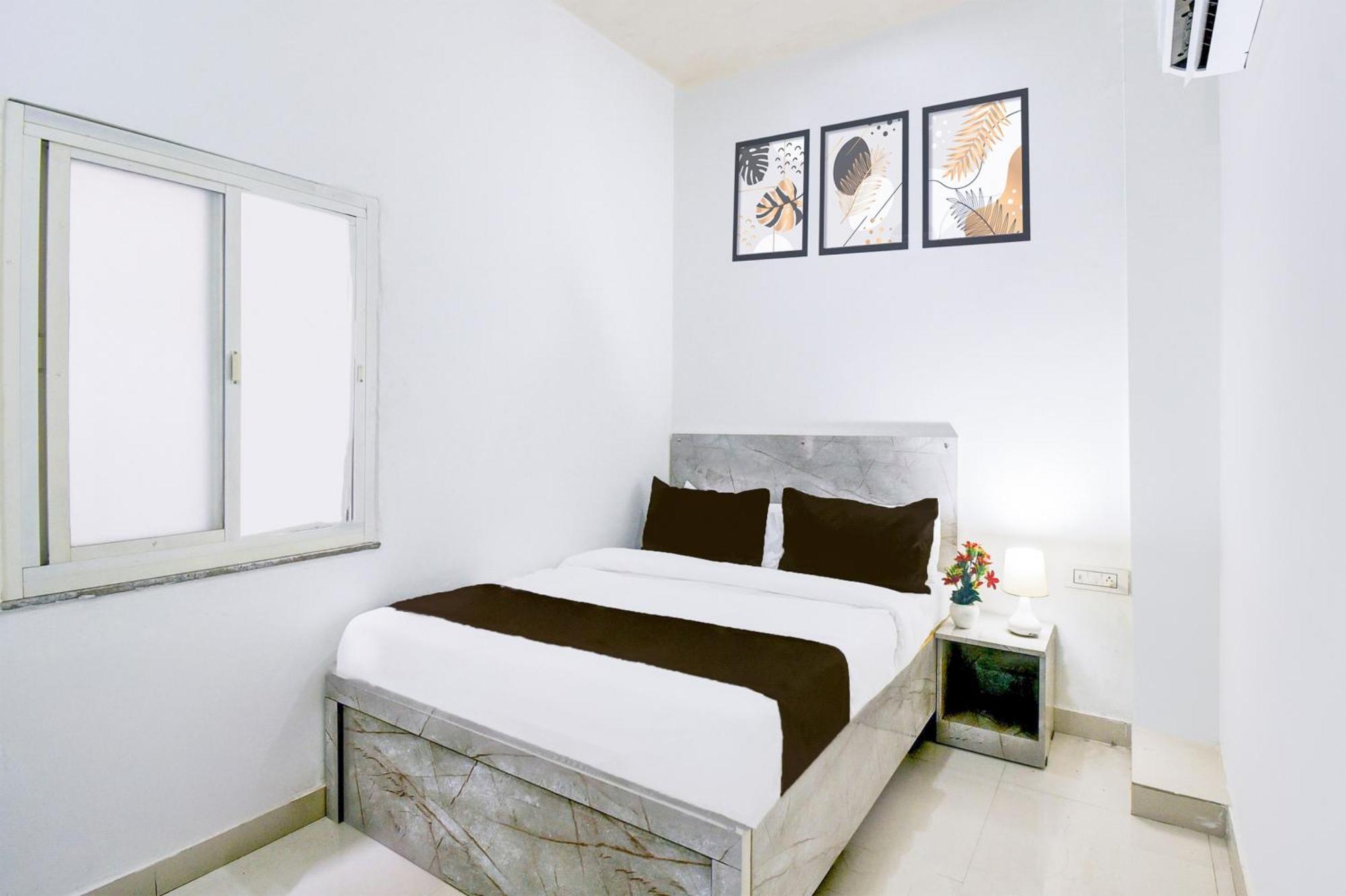 O Black Rock 3* Jaipur