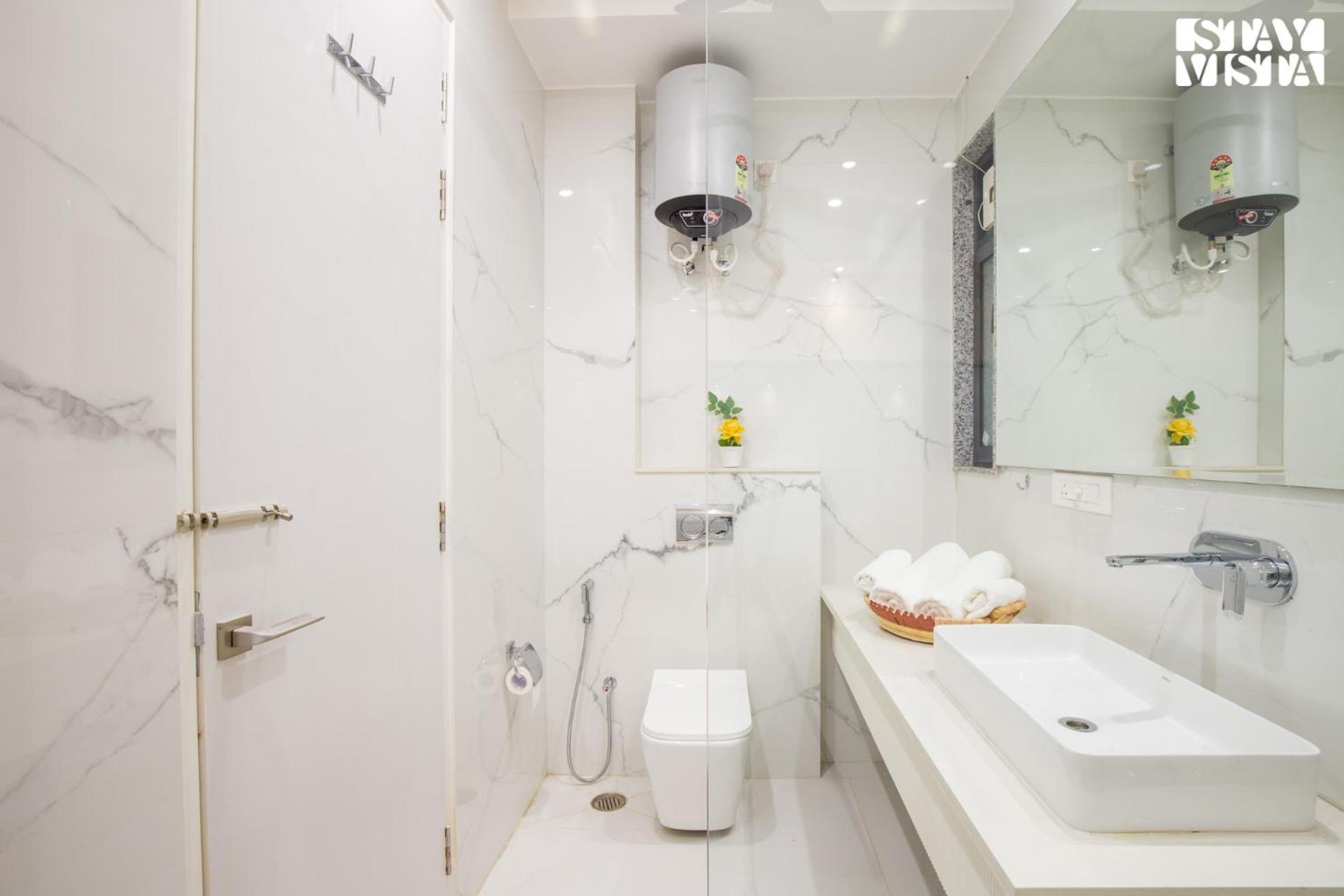 Stayvista At Sabora Blue With Wi-fi, Ac Jaipur