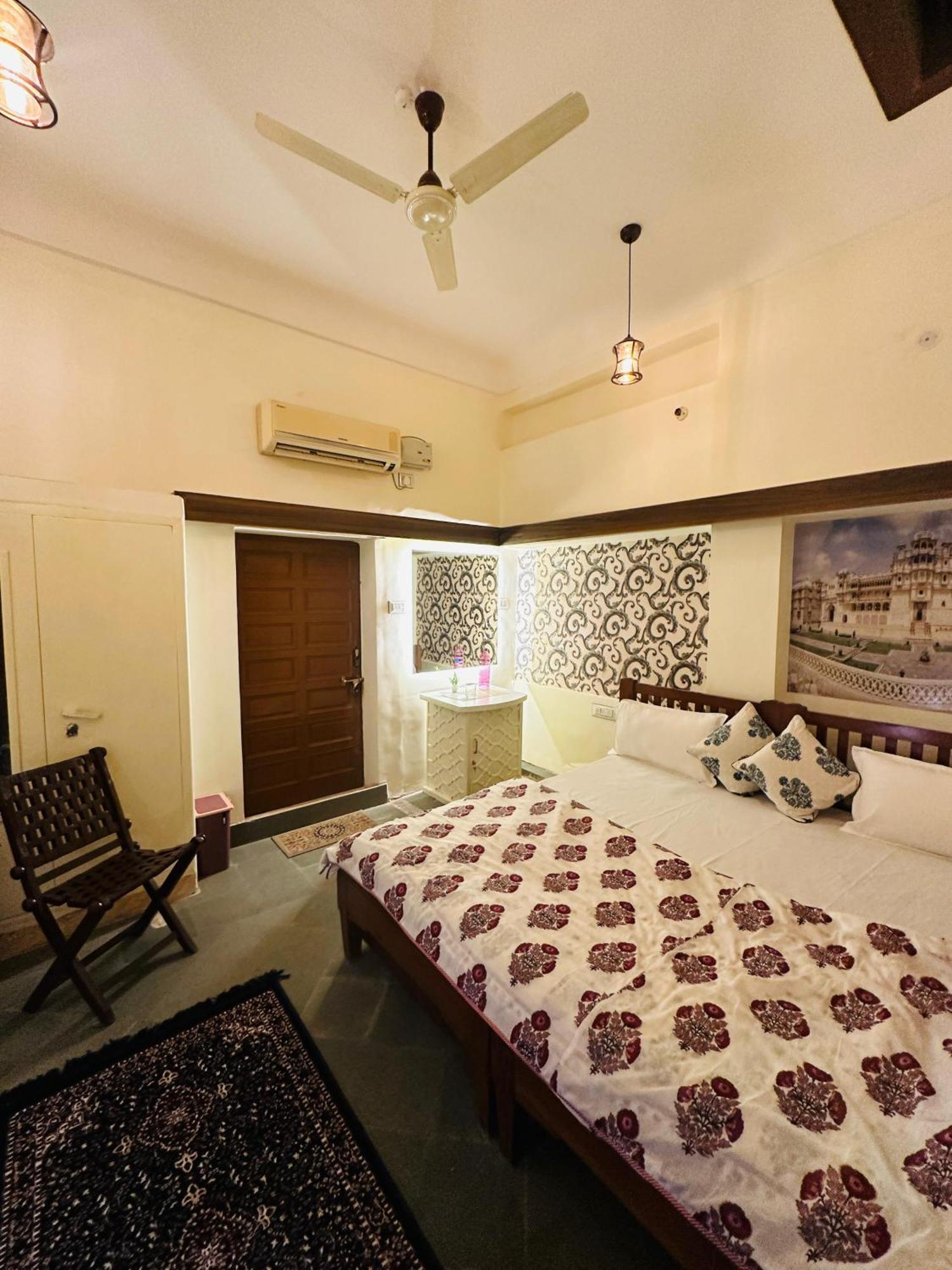 Travellers Village