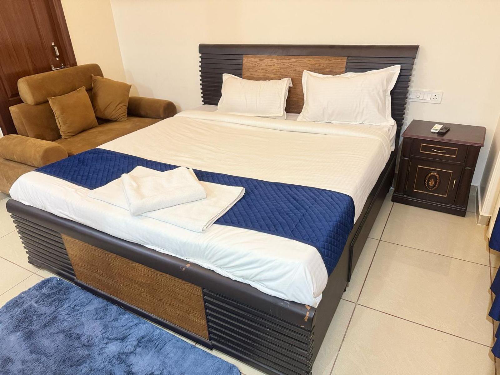 The Rainbow Retreat By Divine Hospitality 3*