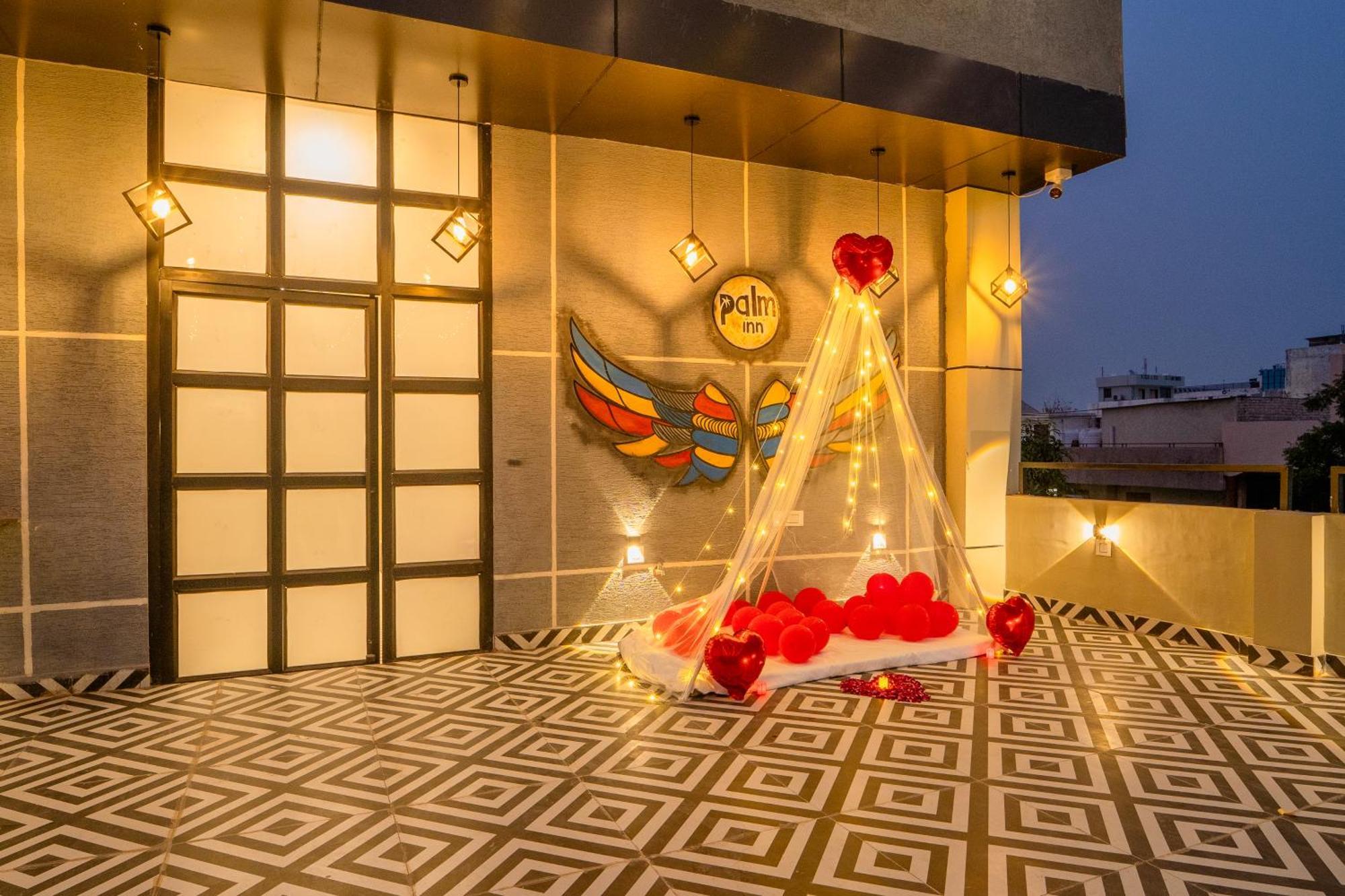 Palm Mansarovar Hotel 3*