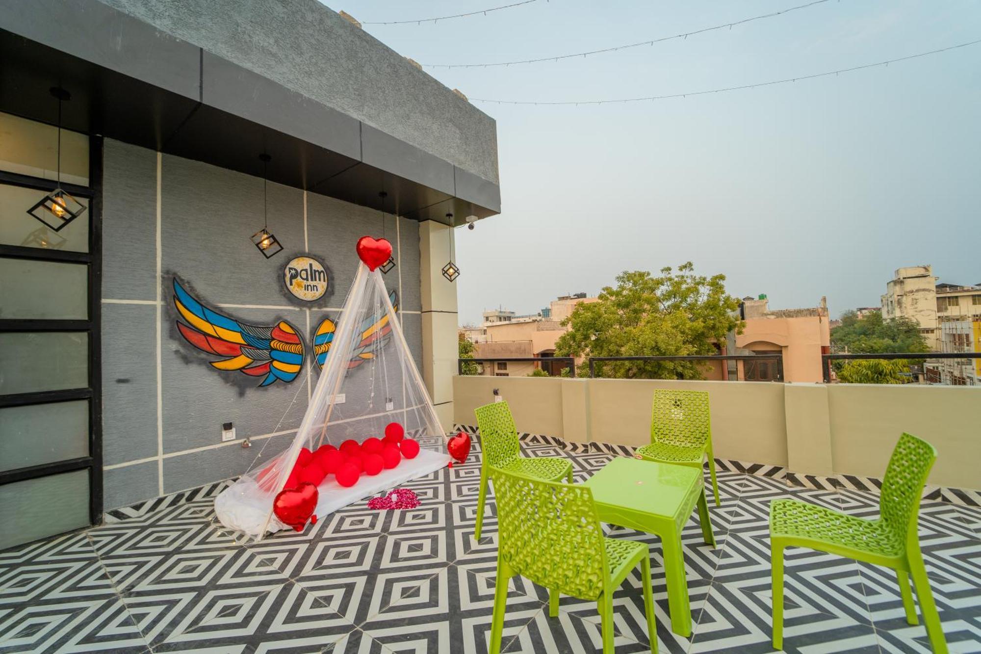 Hotel Palm Mansarovar 3*