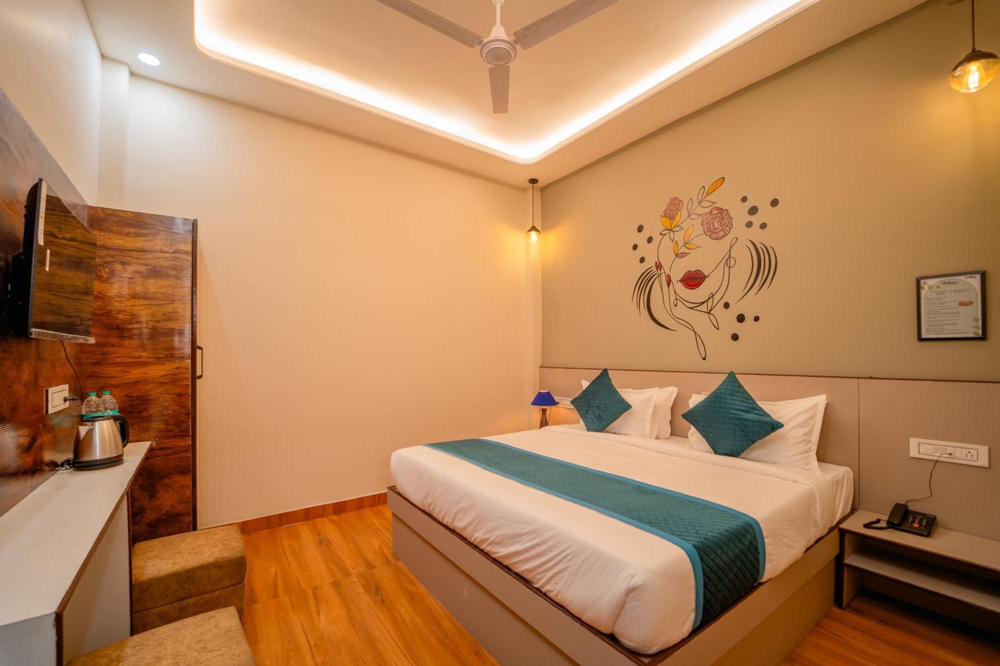 Palm Mansarovar Hotel Jaipur