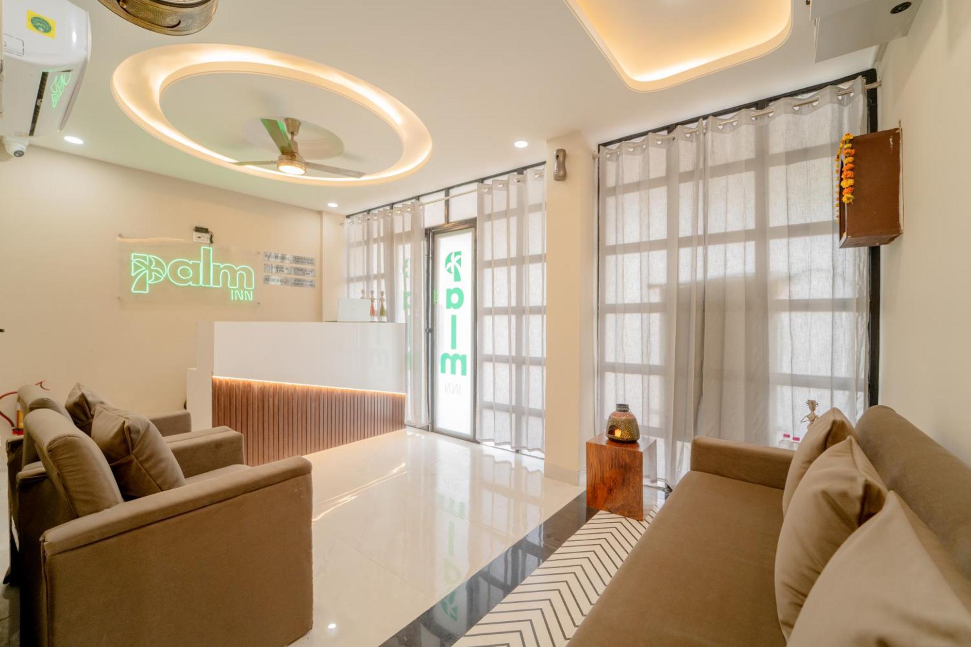 Palm Mansarovar Hotel
