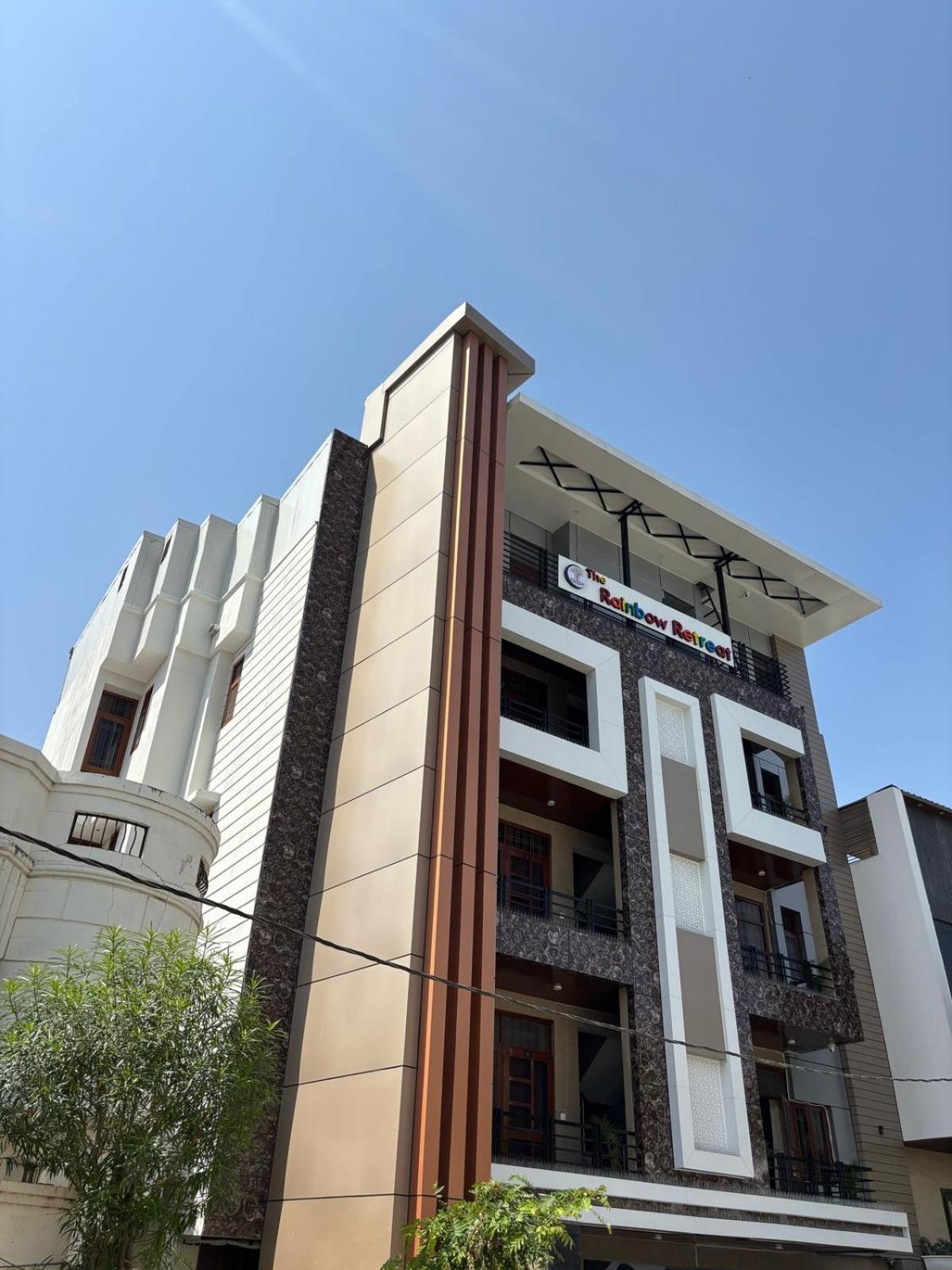 Hotel The Rainbow Retreat By Divine Hospitality 3*