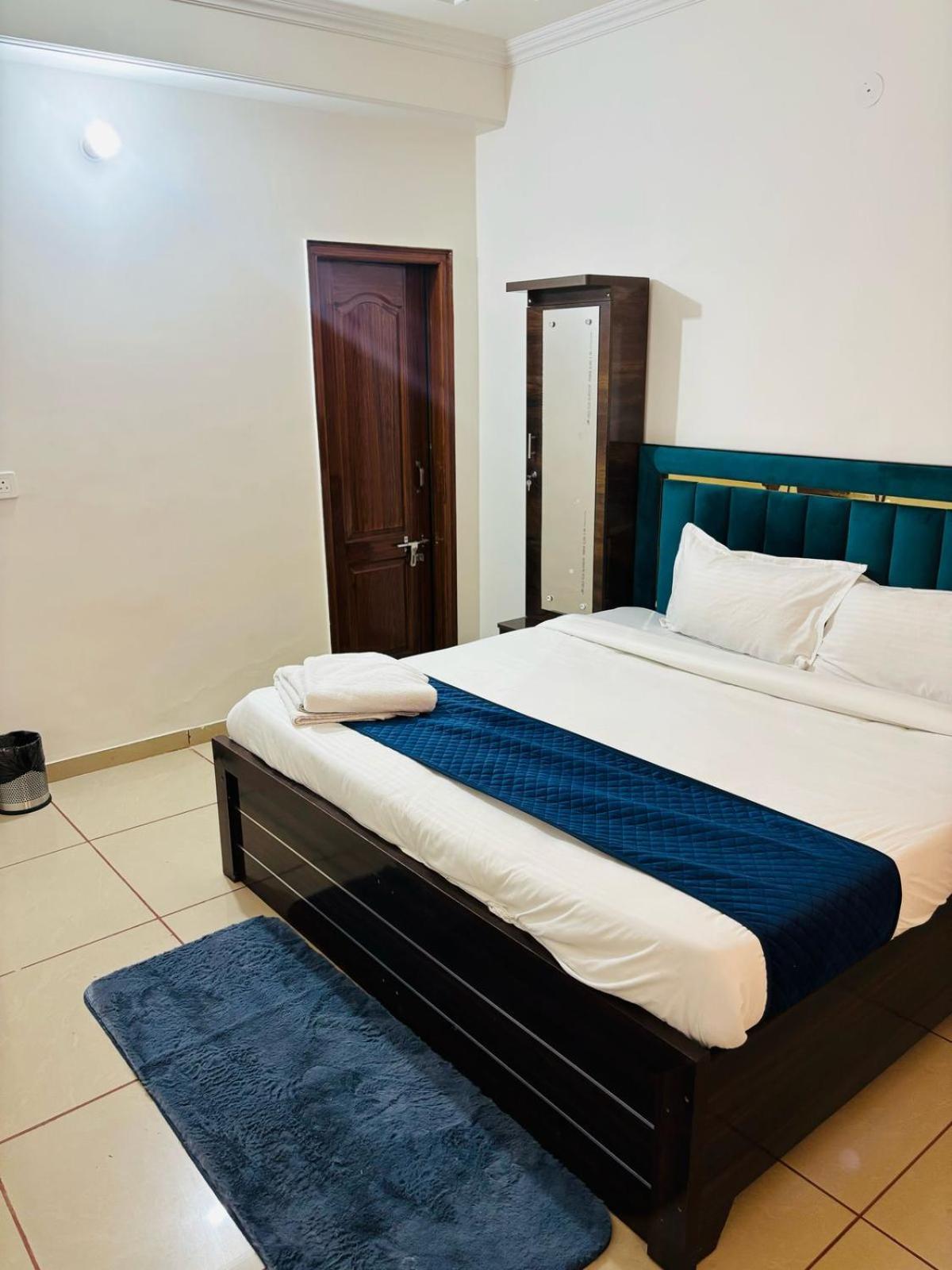 The Rainbow Retreat By Divine Hospitality Hotel Jaipur