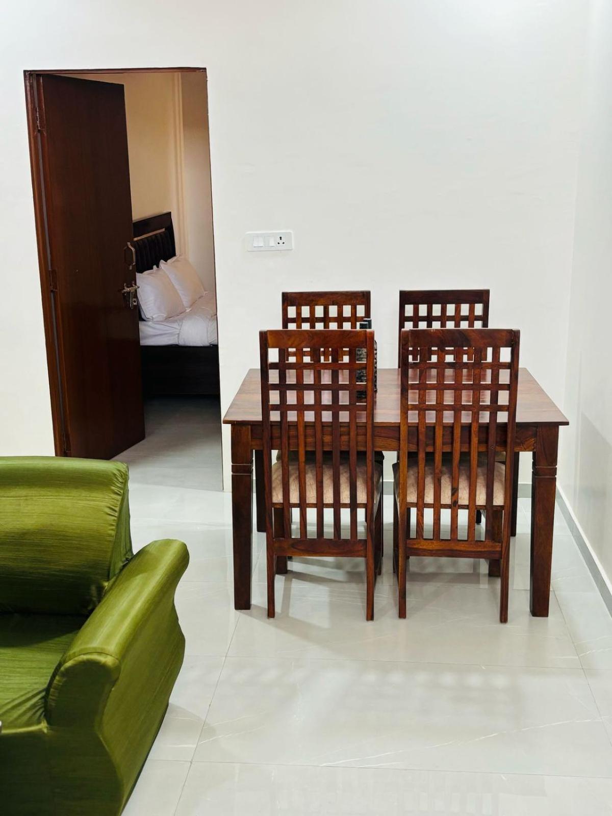 Hotel The Rainbow Retreat By Divine Hospitality 3*