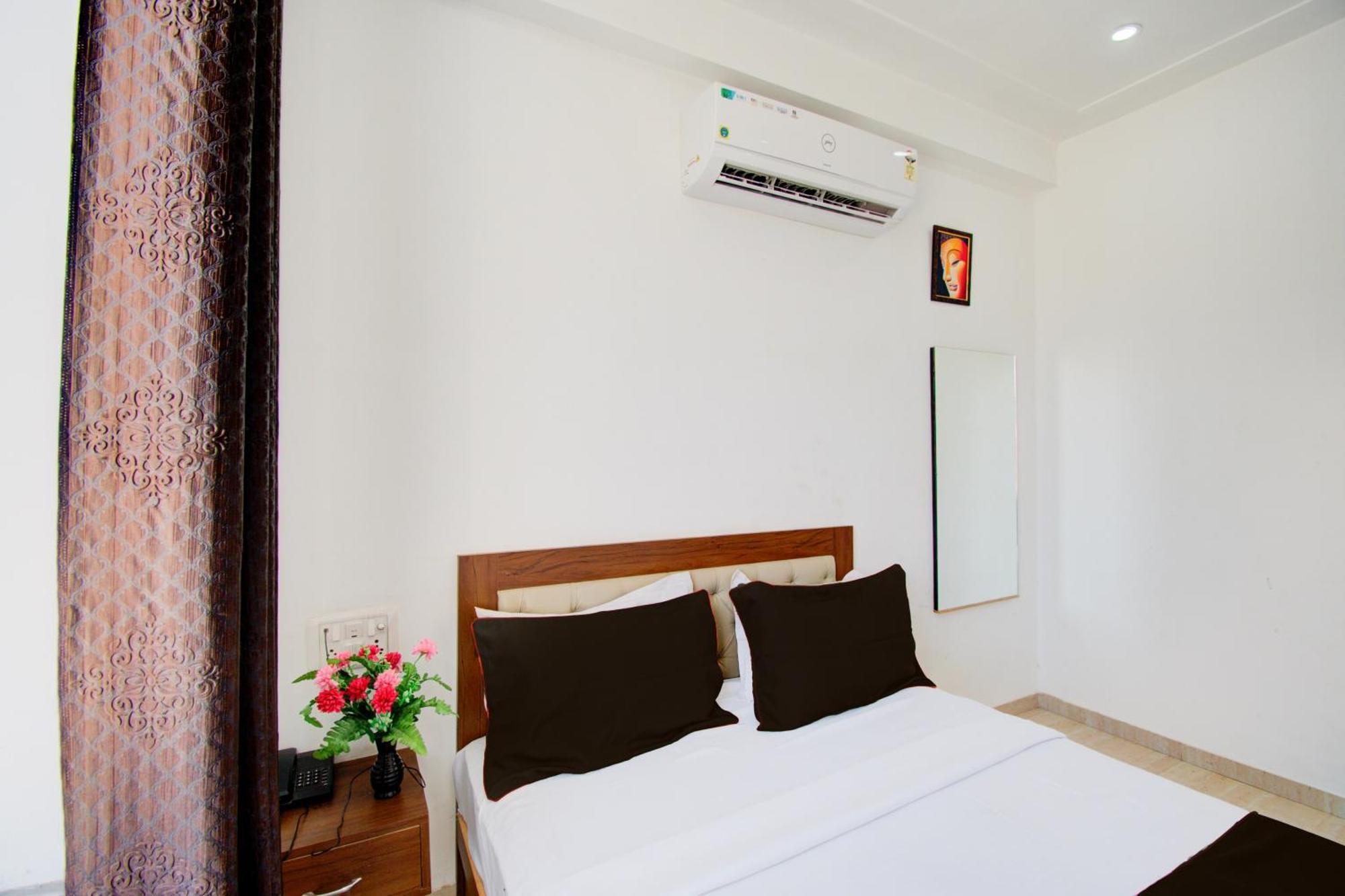 O Umed Paradise Hotel