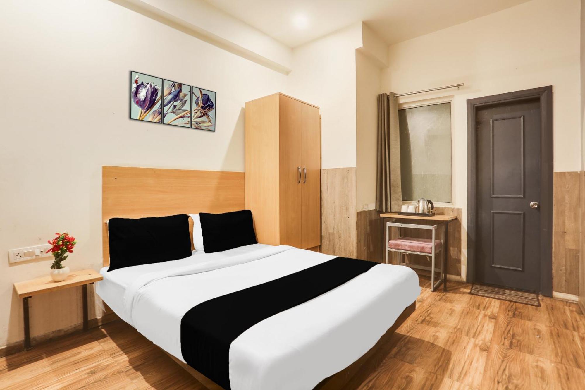 Hotel Super Townhouse Jagatpura Railway Station Formerly Buddhi *