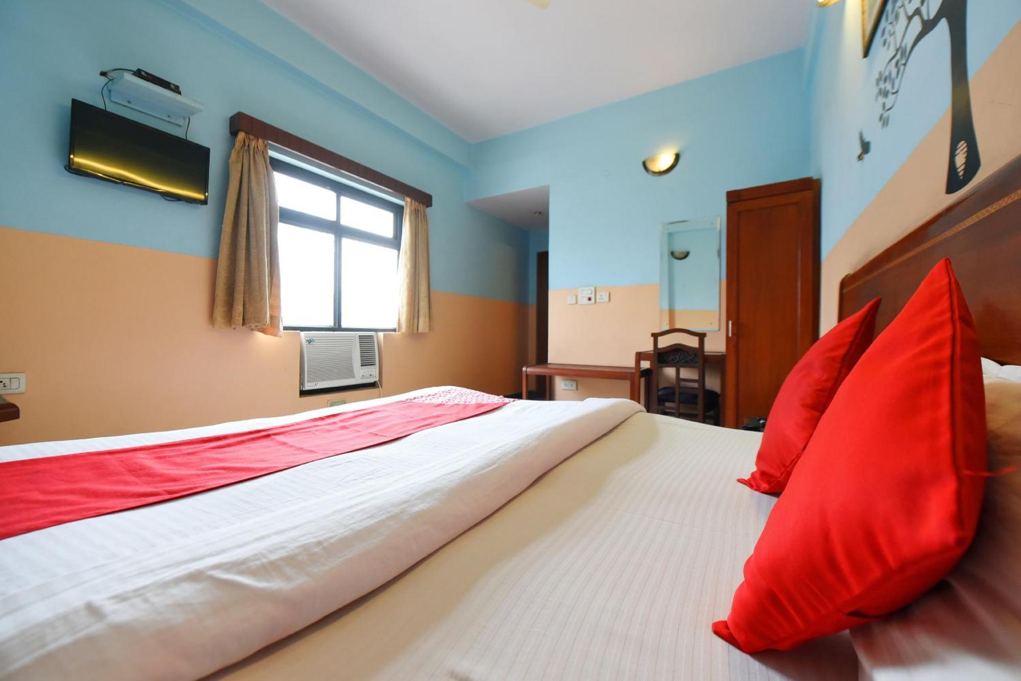 Hotel Collection O Blue Bird Jaipur