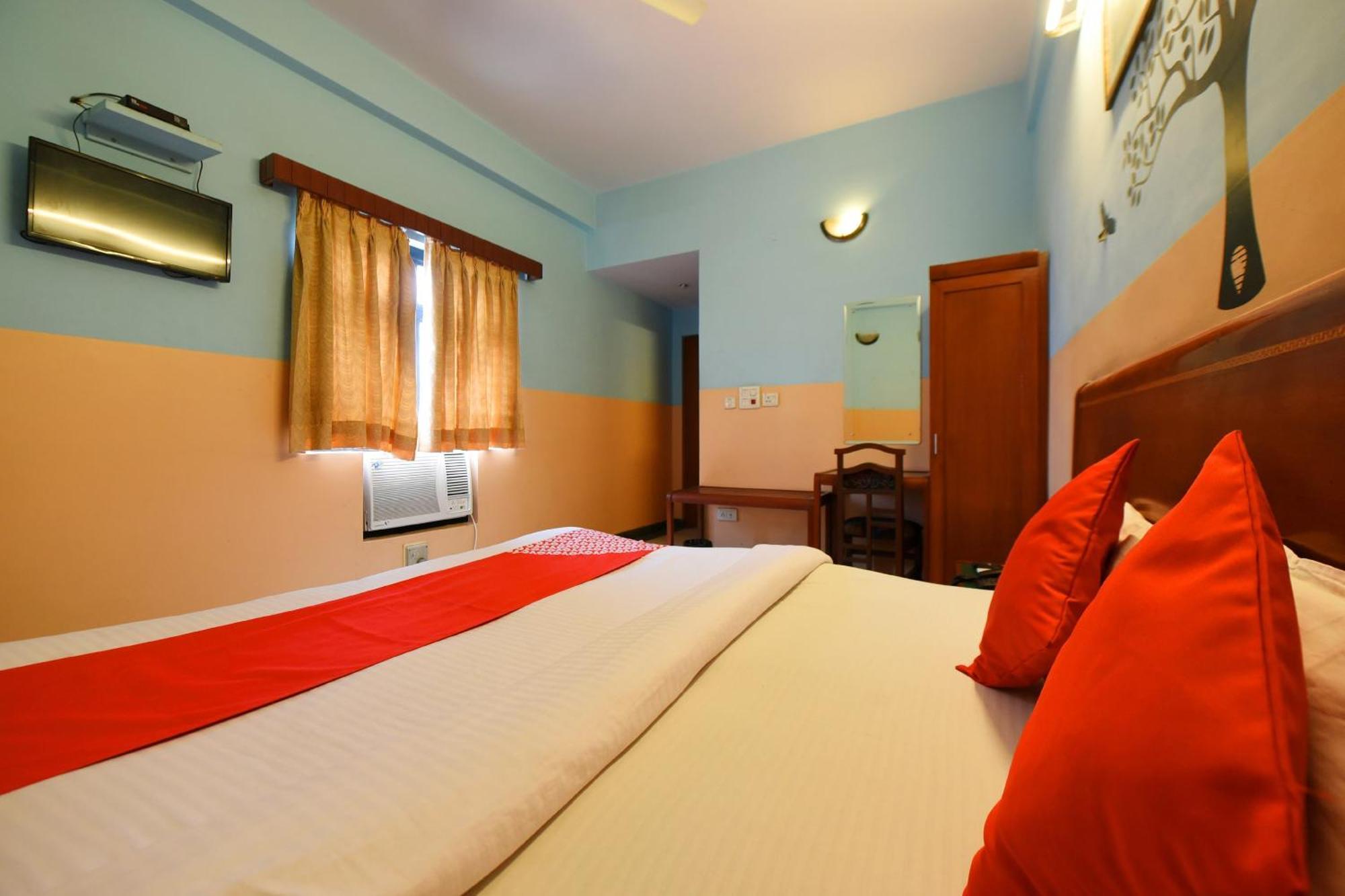 Collection O Blue Bird Hotel 4*