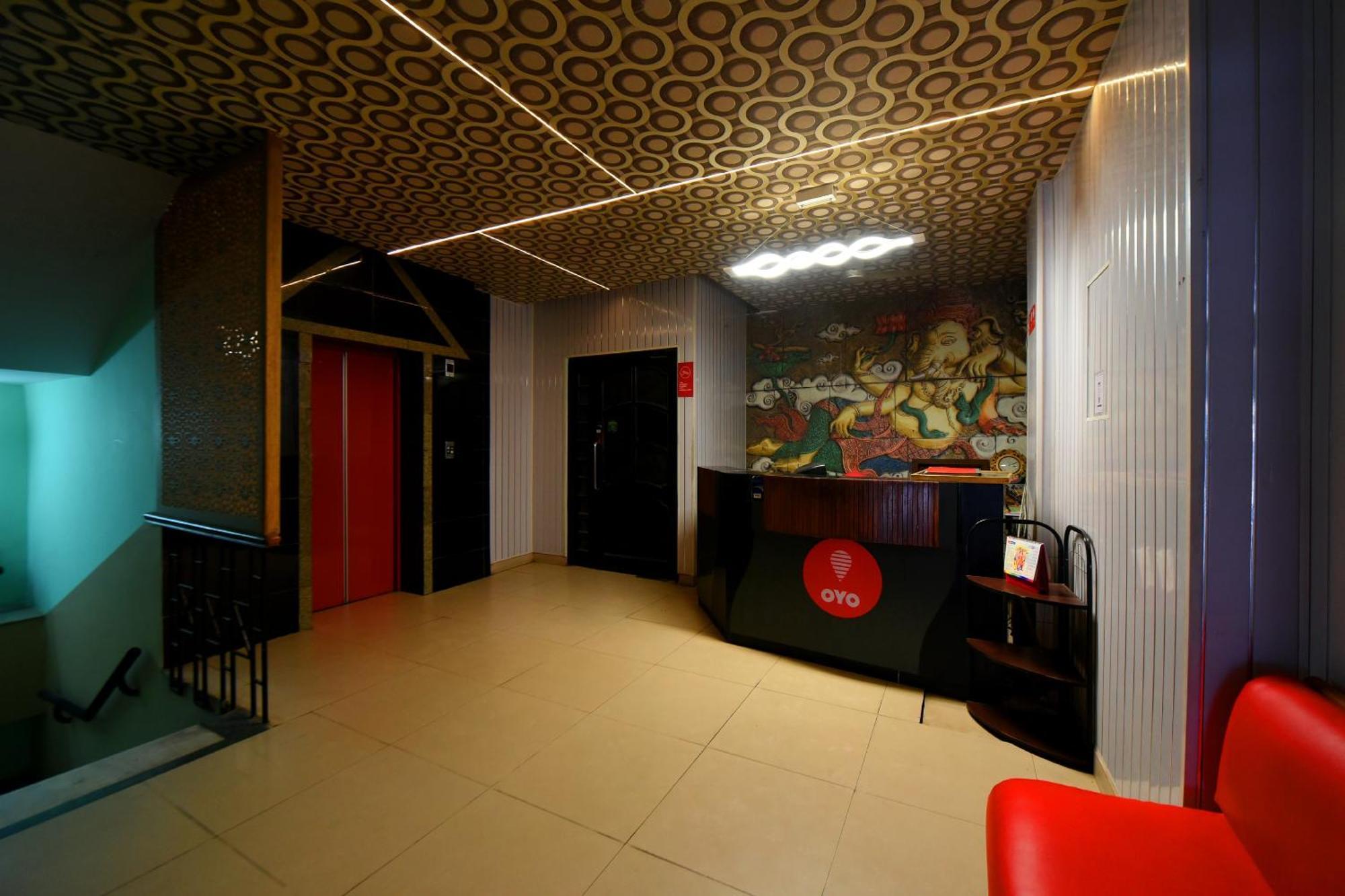 Collection O Blue Bird Hotel 4*
